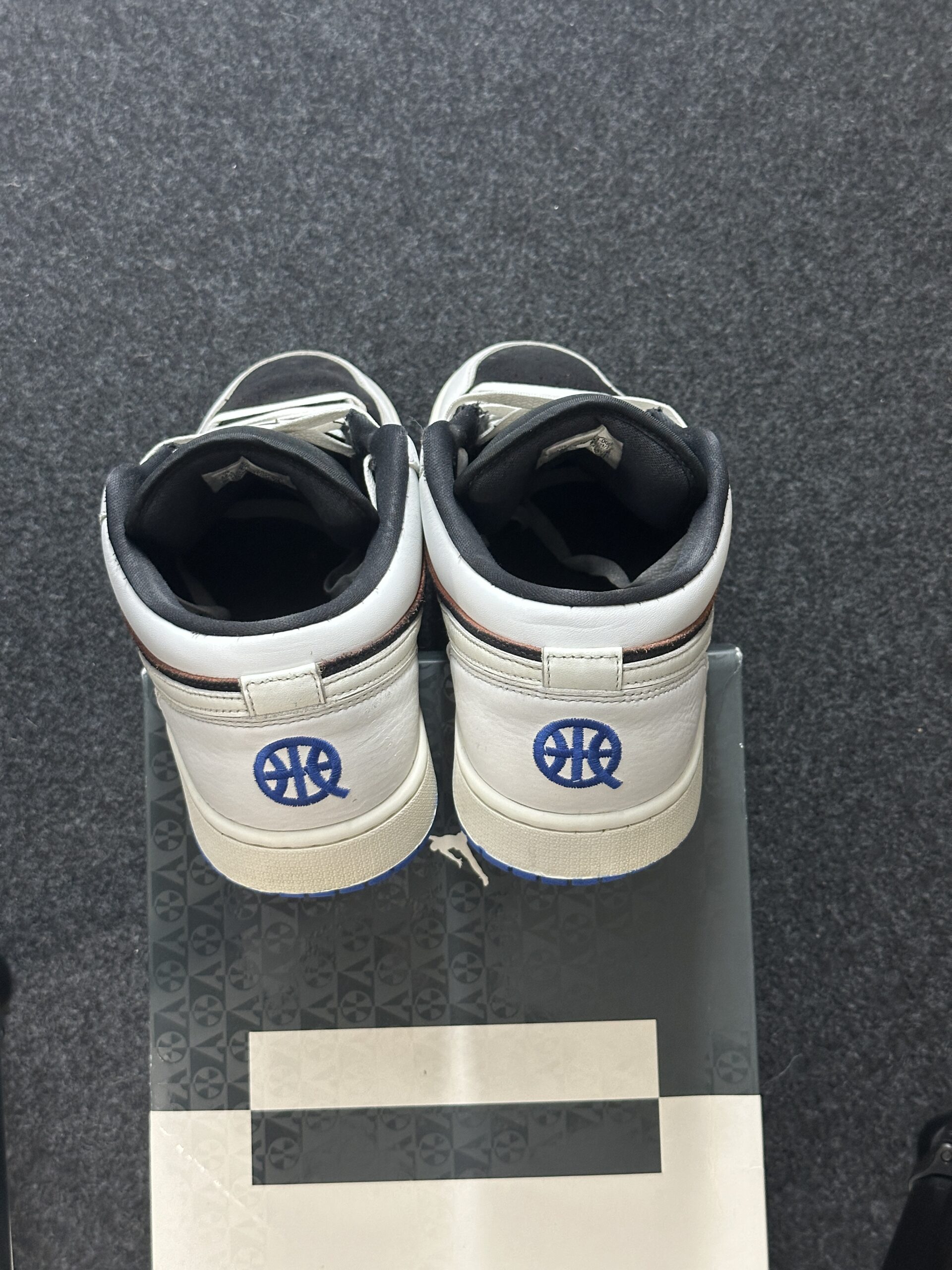 Air Jordan 1 Low Quai 54 HQ0764-001 taglia EU 47 vista tallone