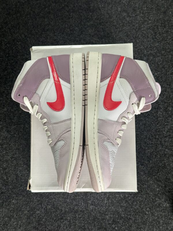 Air Jordan 1 Mid Valentine’s Day DR0174-500 taglia EU 38.5 vista interna