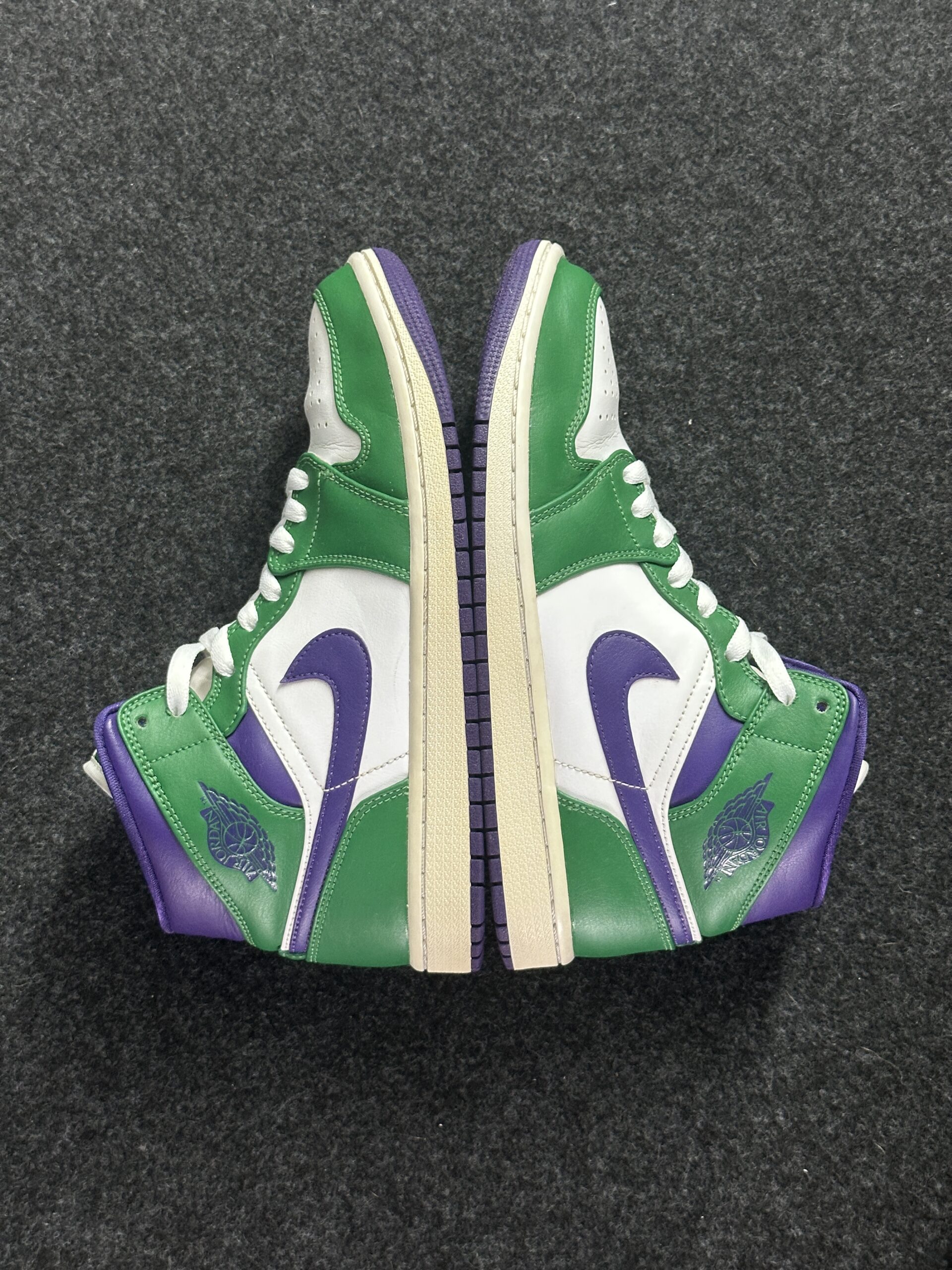 Air Jordan 1 Mid Incredible Hulk 554724-300 taglia EU 40.5 vista esterna