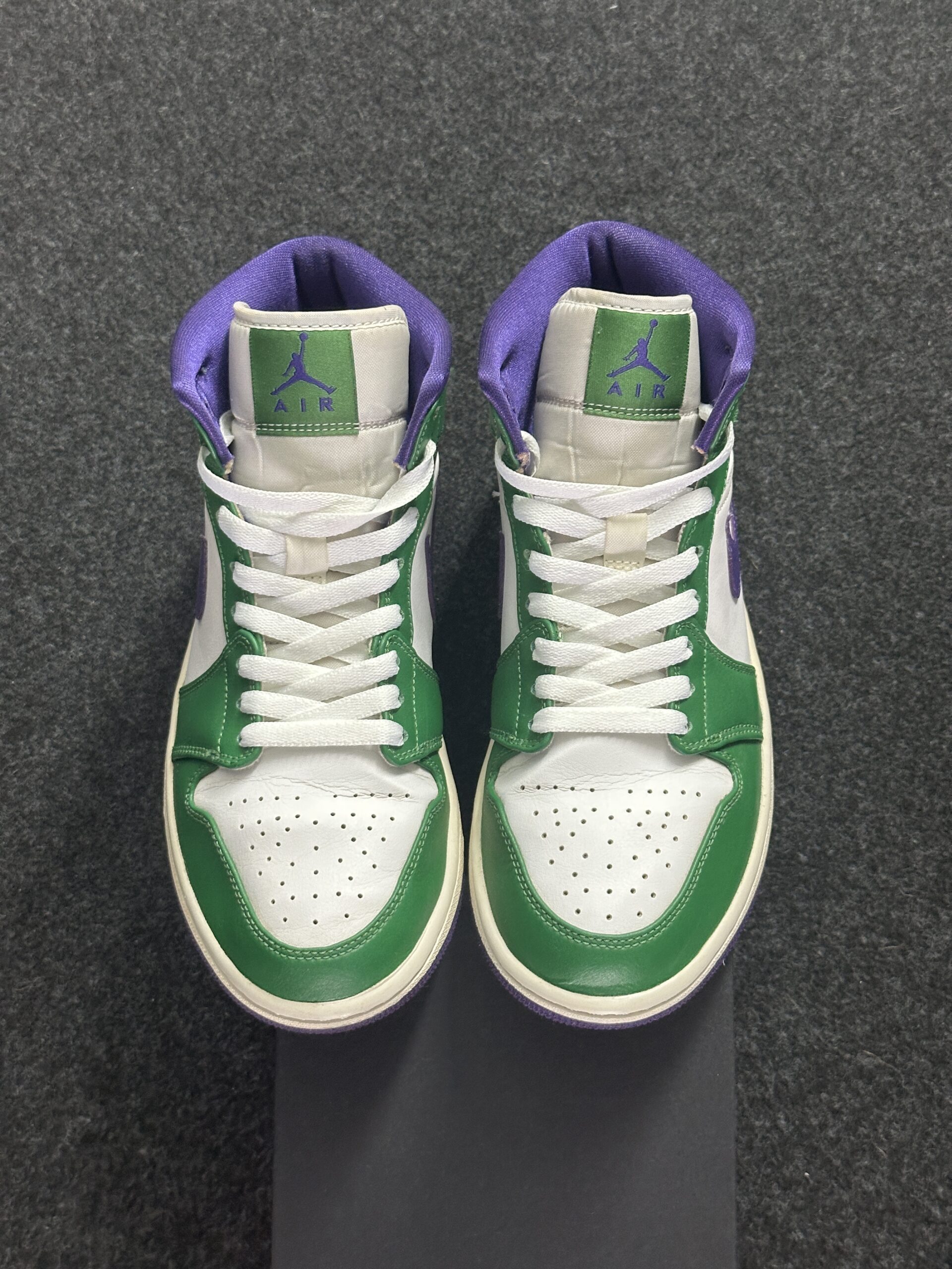 Air Jordan 1 Mid Incredible Hulk 554724-300 taglia EU 40.5 vista punta