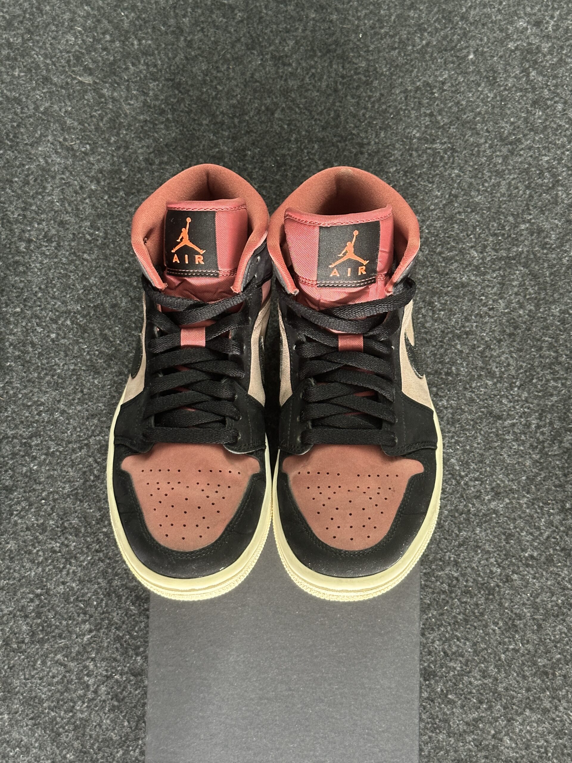 Air Jordan 1 Mid Canyon Rust BQ6472-202 taglia EU 37.5 vista punta