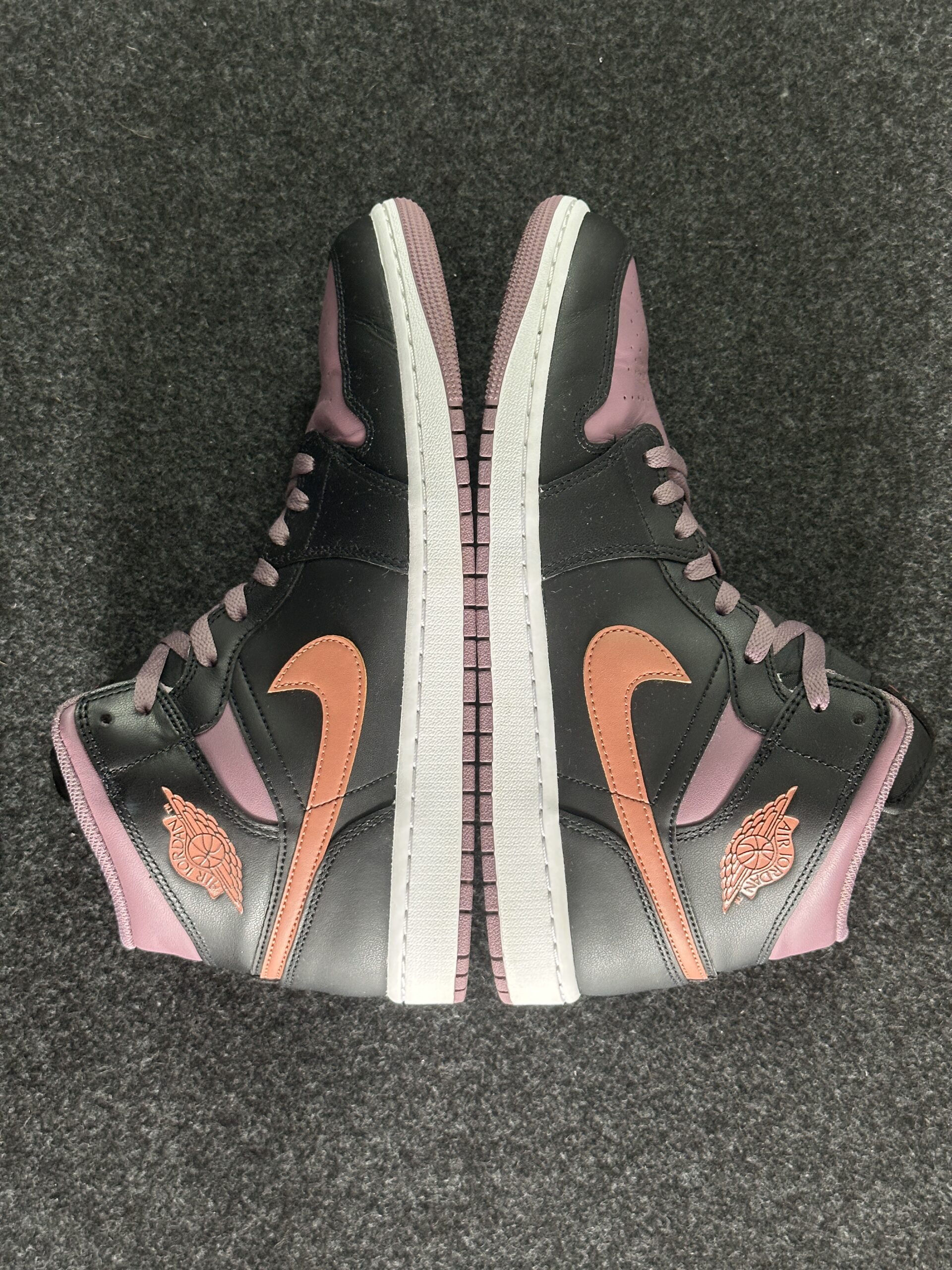 Air Jordan 1 Mid SE Sky J Mauve FB9911-008 taglia EU 45 vista esterna