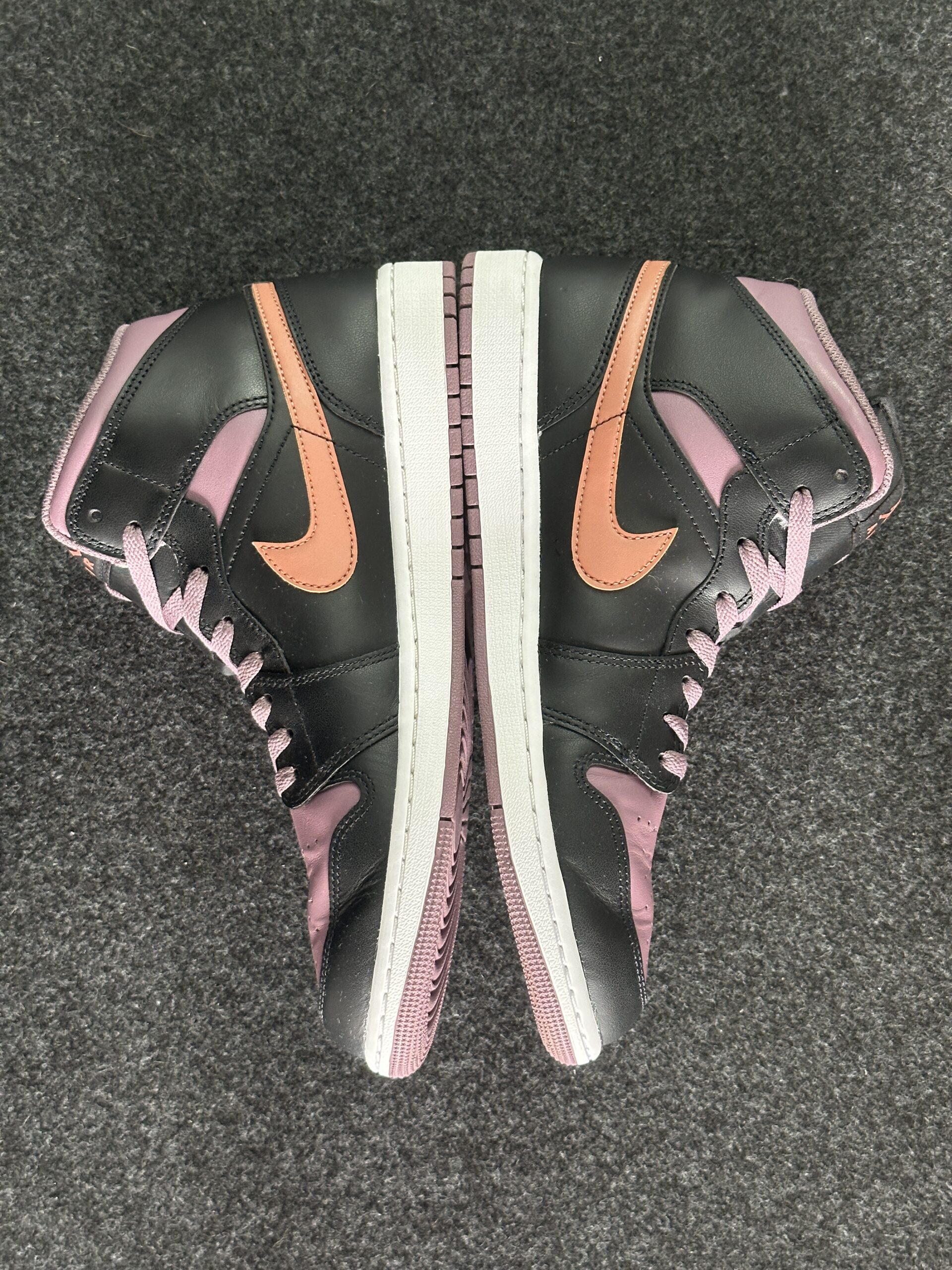 Air Jordan 1 Mid SE Sky J Mauve FB9911-008 taglia EU 45 vista interna