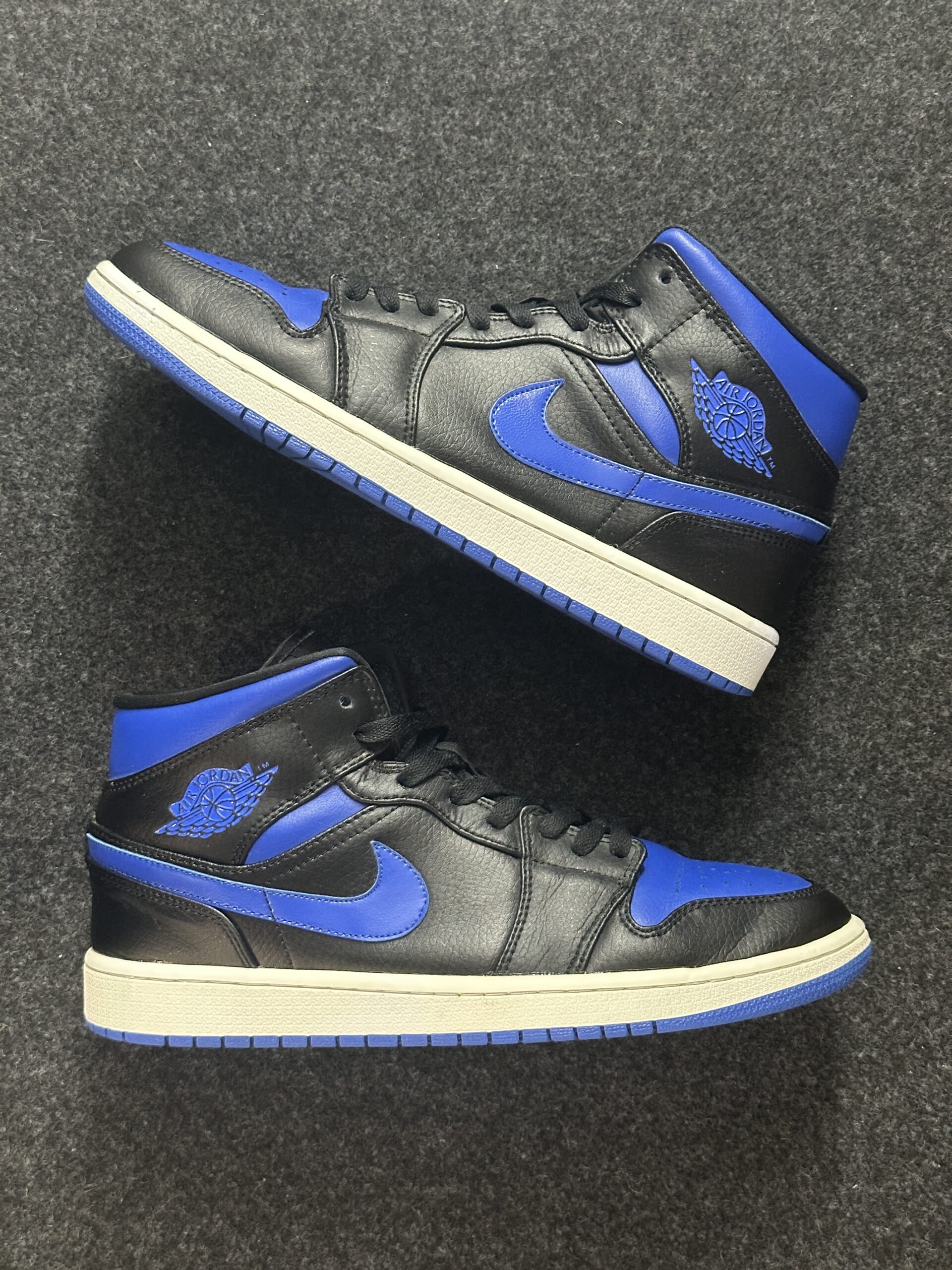 Air Jordan 1 Mid Royal 554724-068 taglia EU 44 vista principale