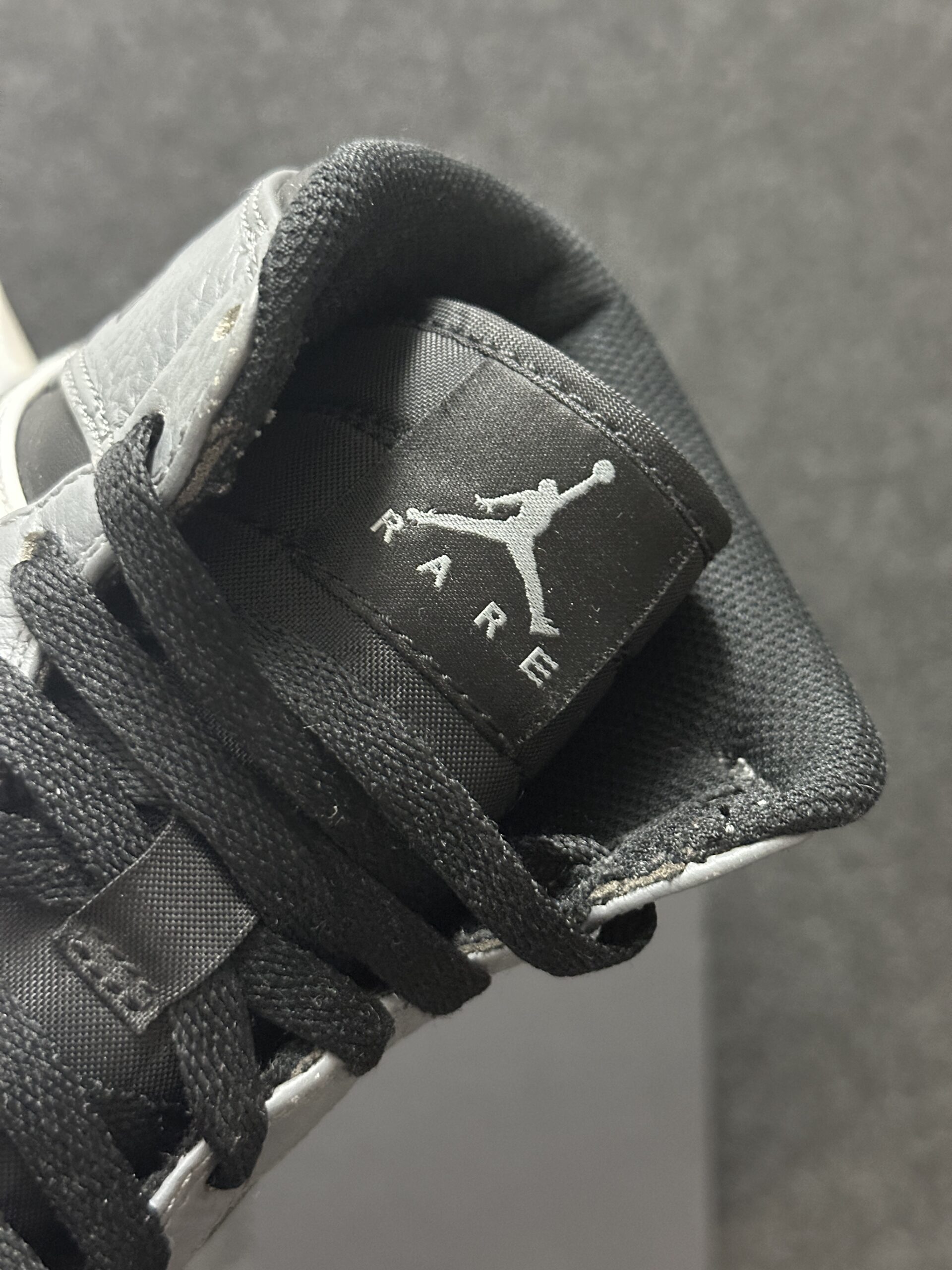 Air Jordan 1 Retro High Rare Air Cool Grey 332550-024 taglia EU 43 vista rare