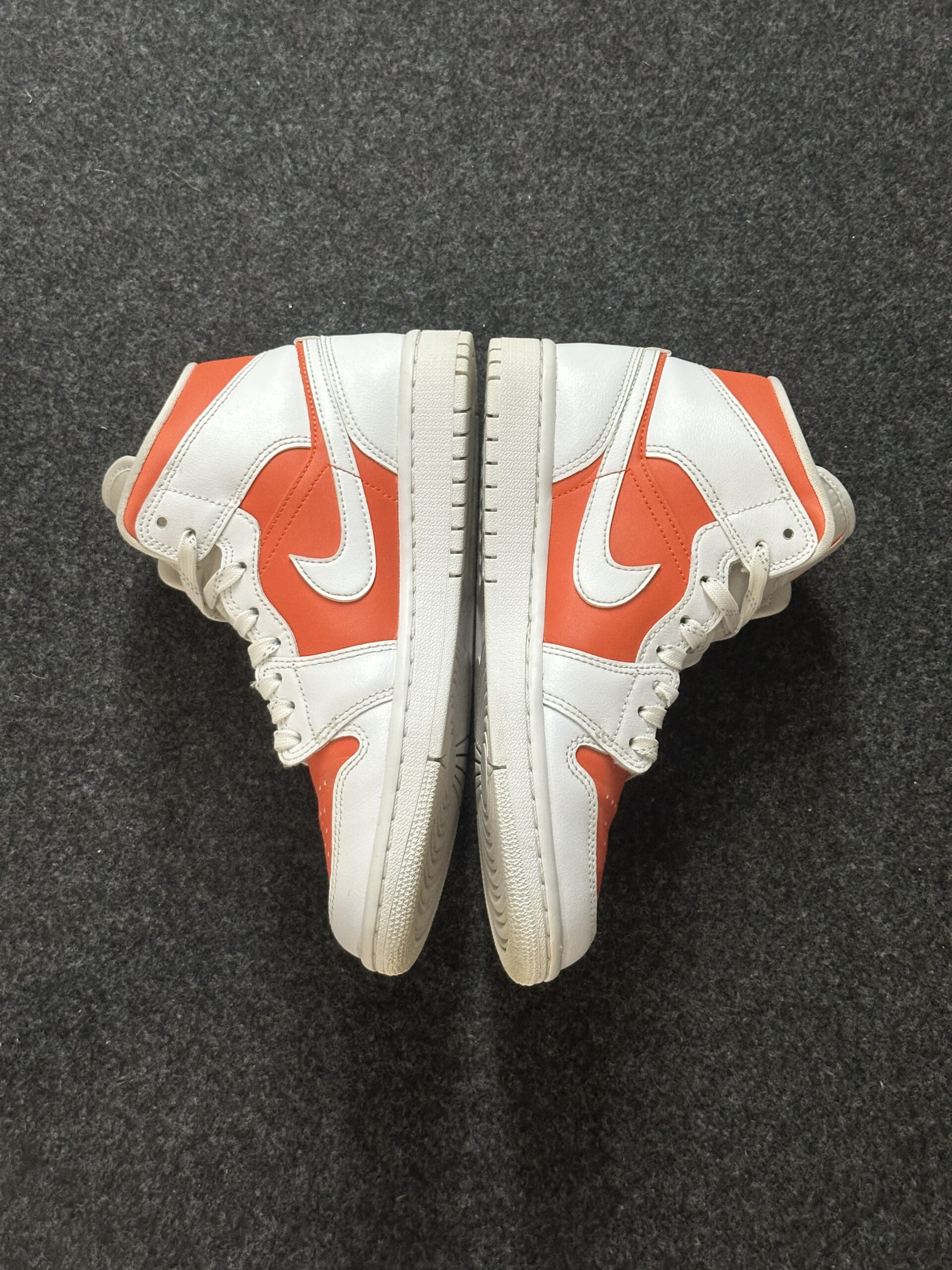 Air Jordan 1 Mid SE Bright Citrus CZ0774-800 taglia EU 38 vista interna