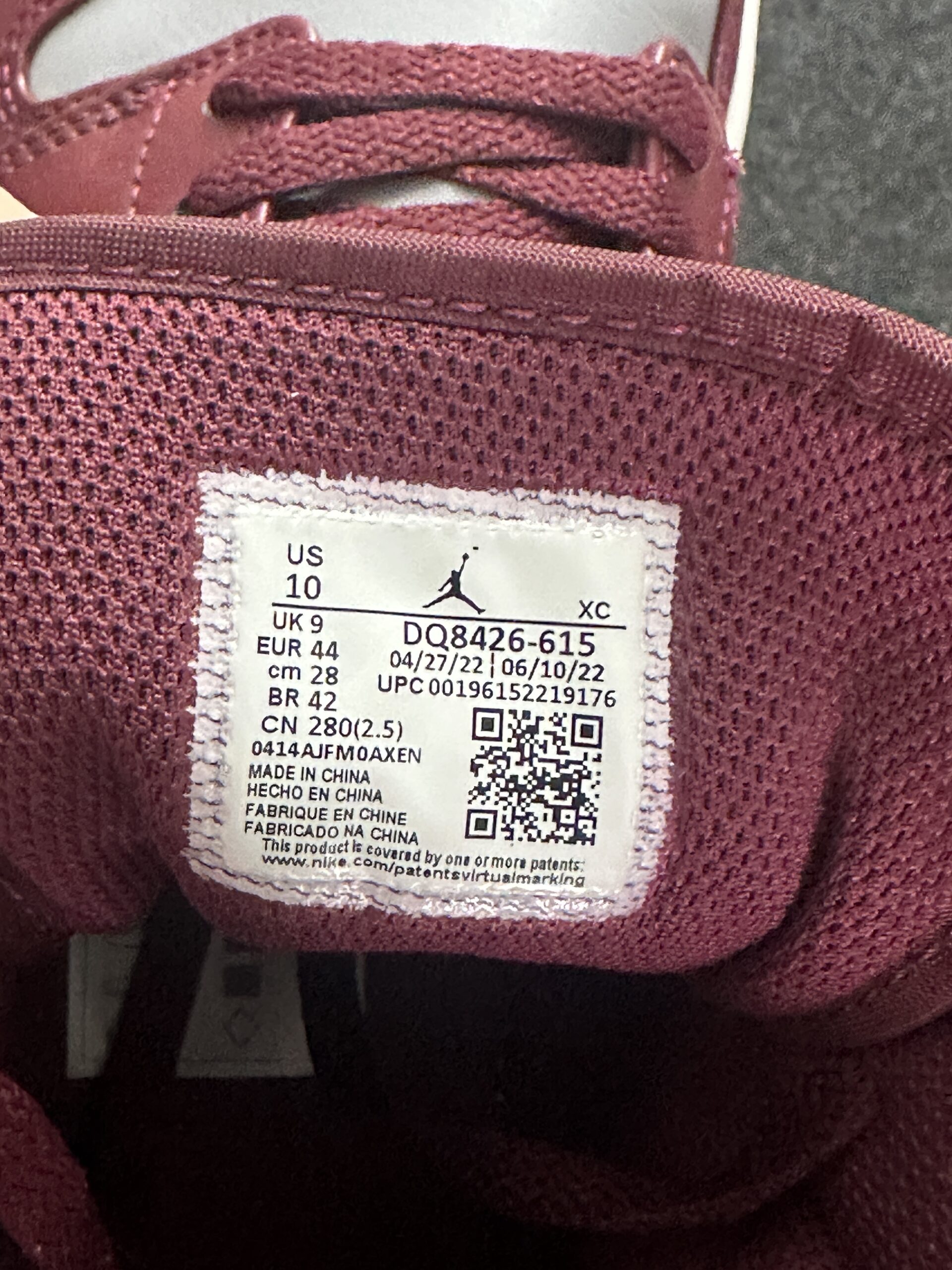 Air Jordan 1 Mid Cherrywood Red DQ8426-615 taglia EU 44 vista label