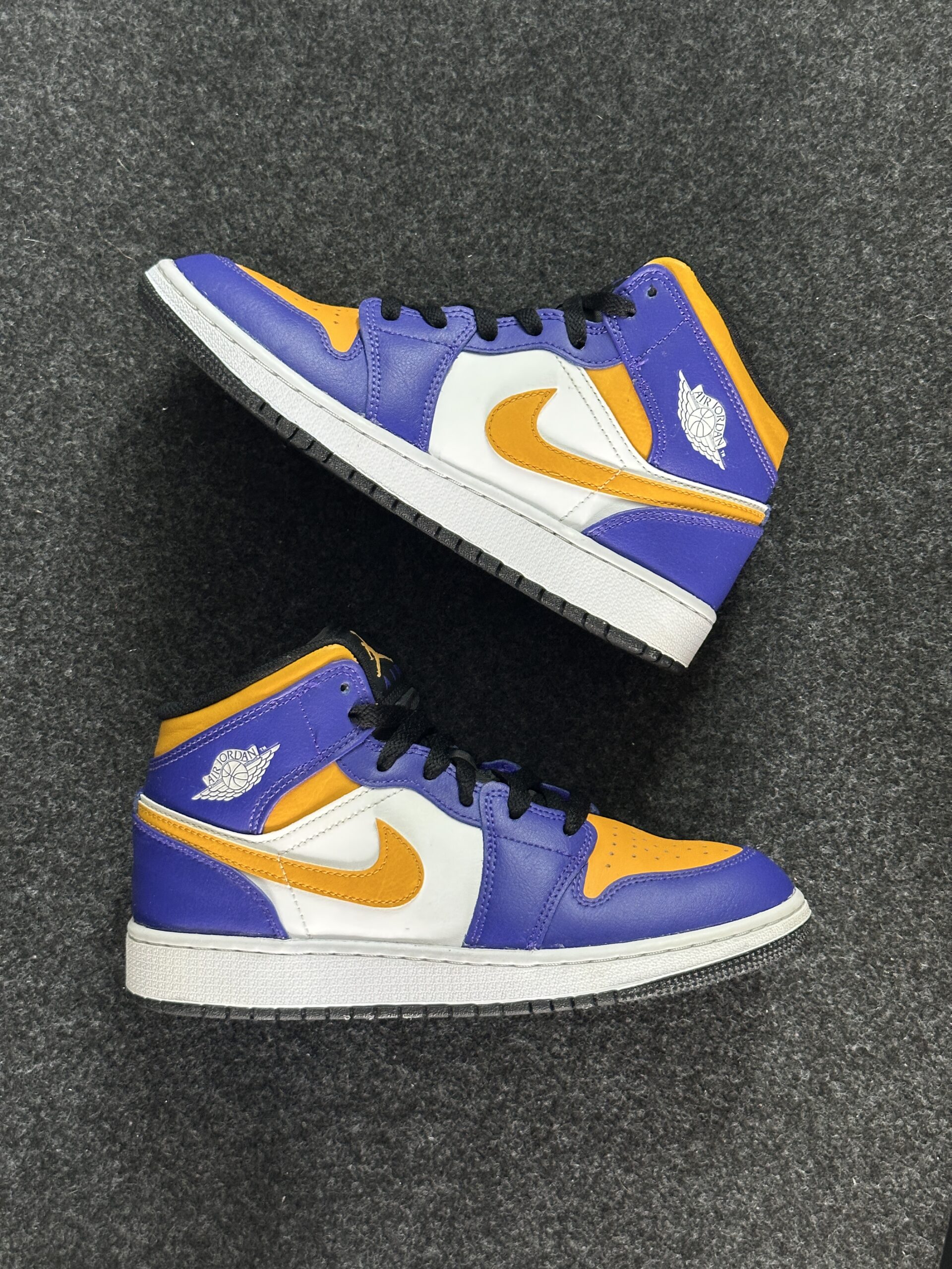 Air Jordan 1 Mid Lakers DQ8423-517 taglia EU 38 vista principale