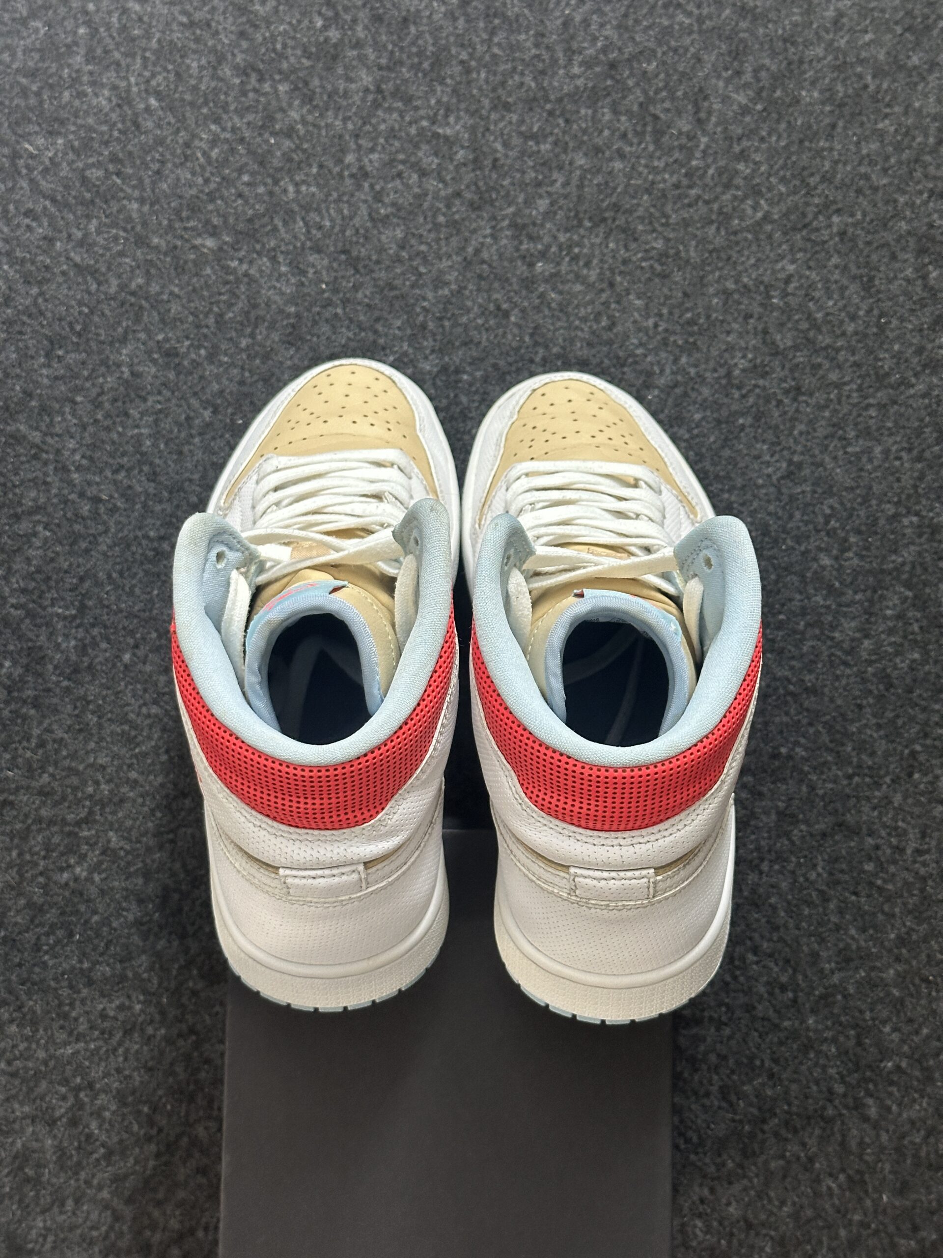 Air Jordan 1 Mid SE Sesame CZ0774-200 dettaglio tallone