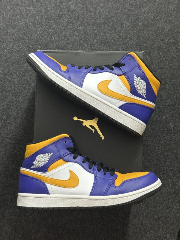 Air Jordan 1 Mid Lakers DQ8426-517 taglia EU 40.5 vista principale