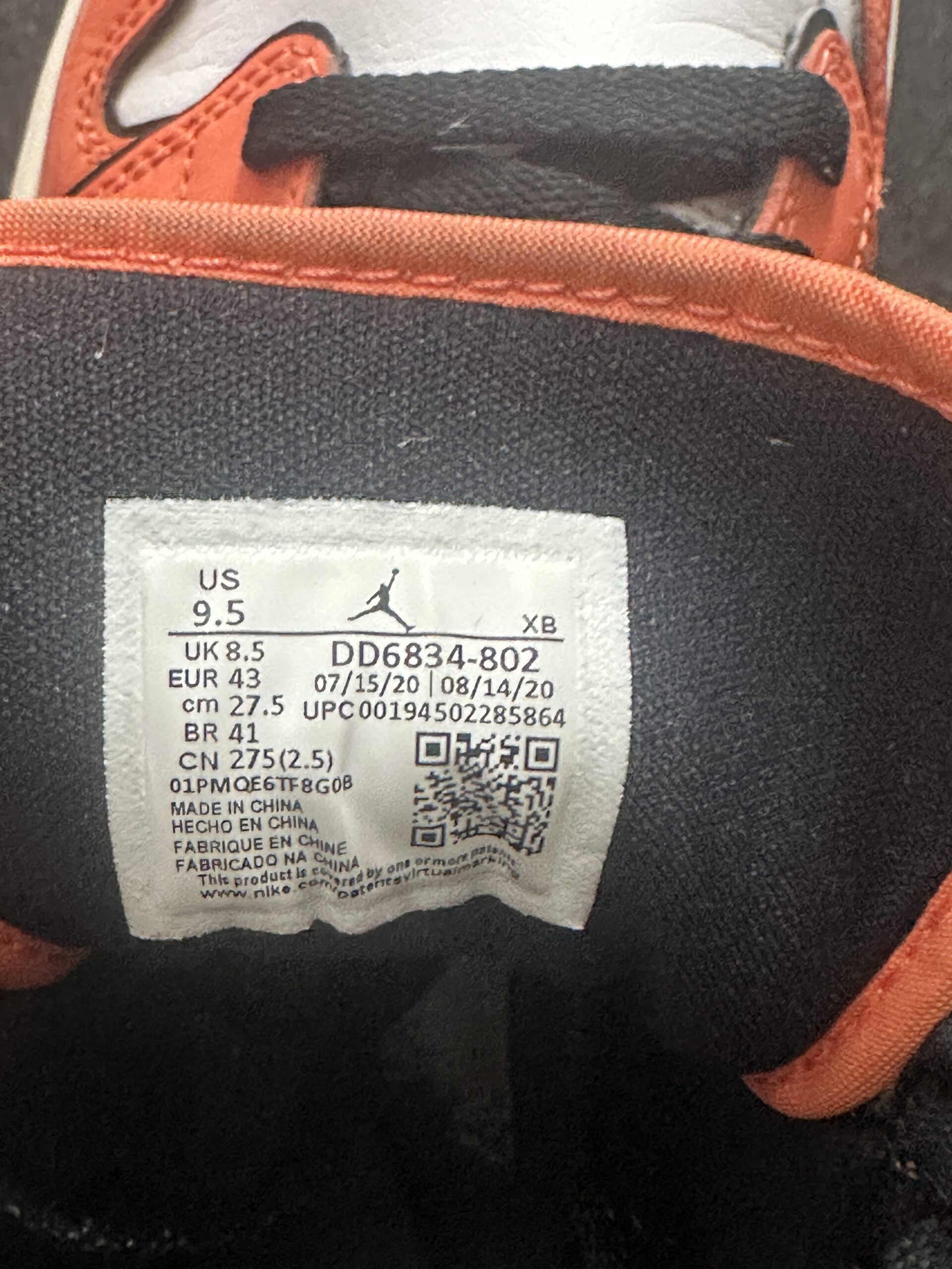 Air Jordan 1 Mid SE Turf Orange DD6834-802 taglia EU 43 vista label