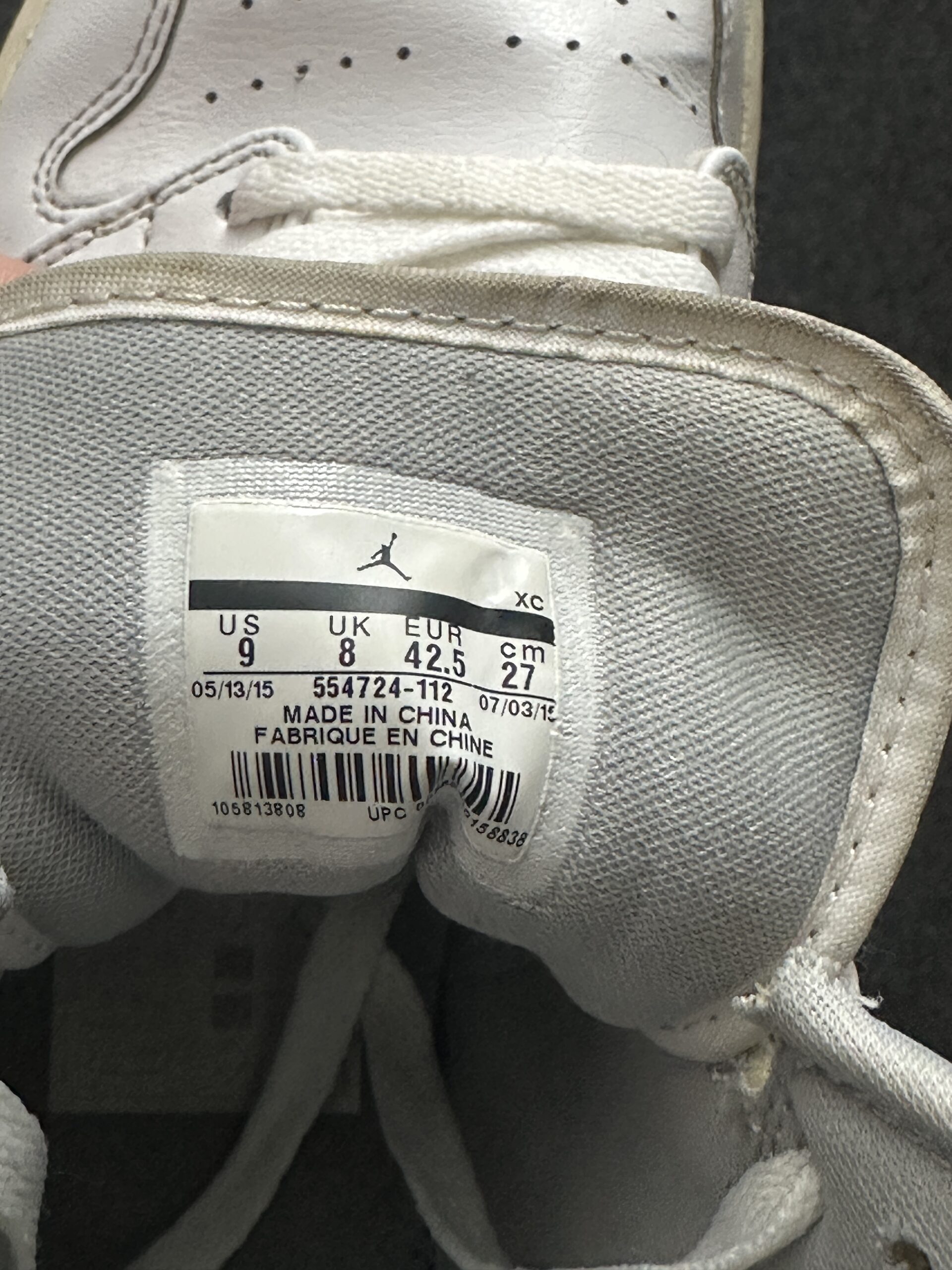 Air Jordan 1 Mid White Wolf Grey 554724-112 taglia EU 42.5 vista label