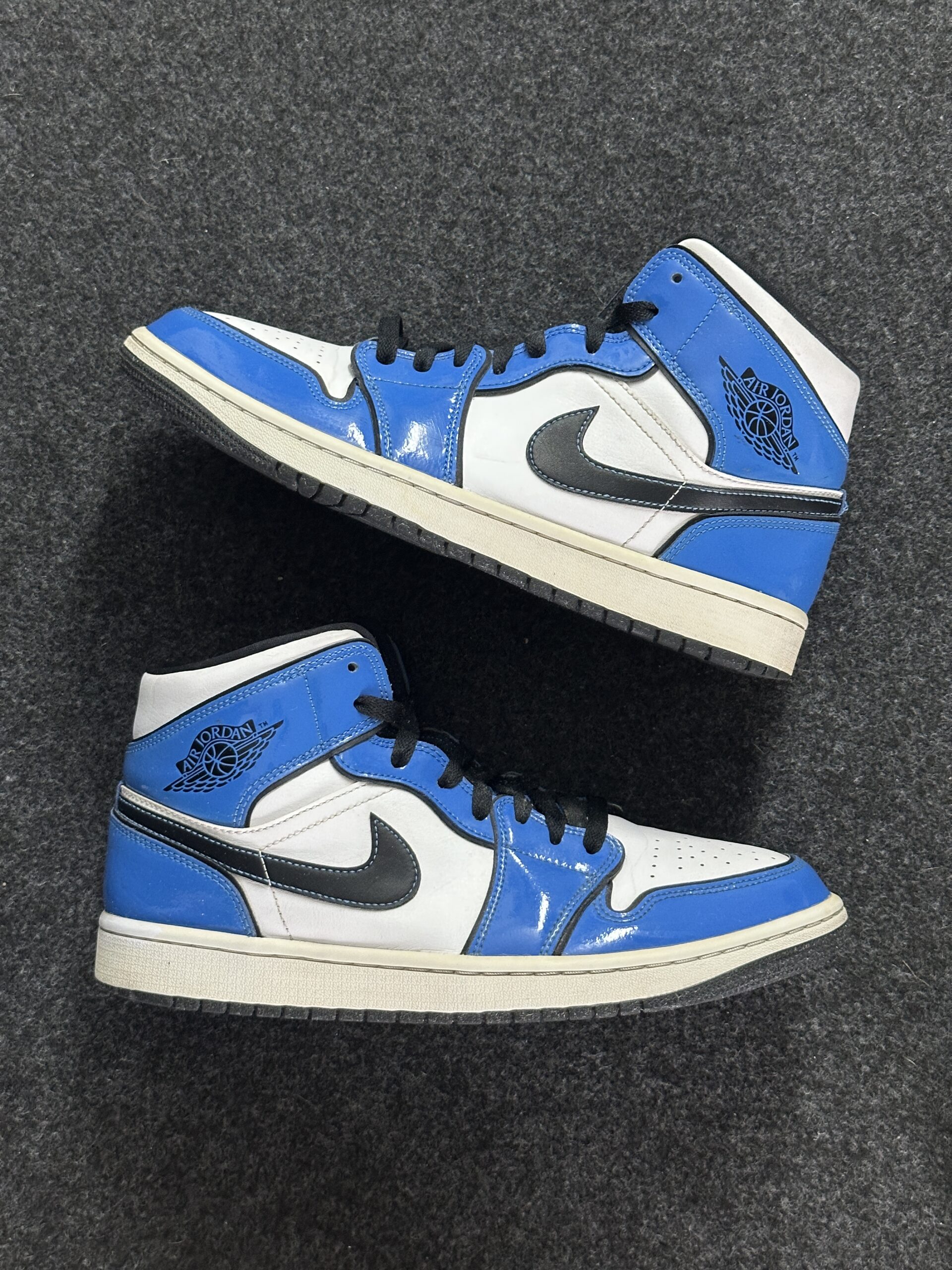Air Jordan 1 Mid SE Signal Blue DD6834-402 taglia EU 43 vista principale