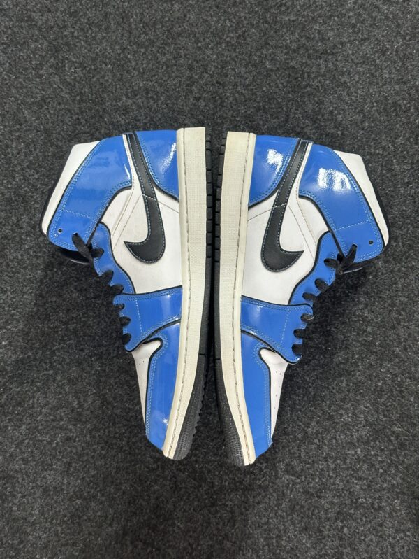 Air Jordan 1 Mid SE Signal Blue DD6834-402 taglia EU 43 vista interna