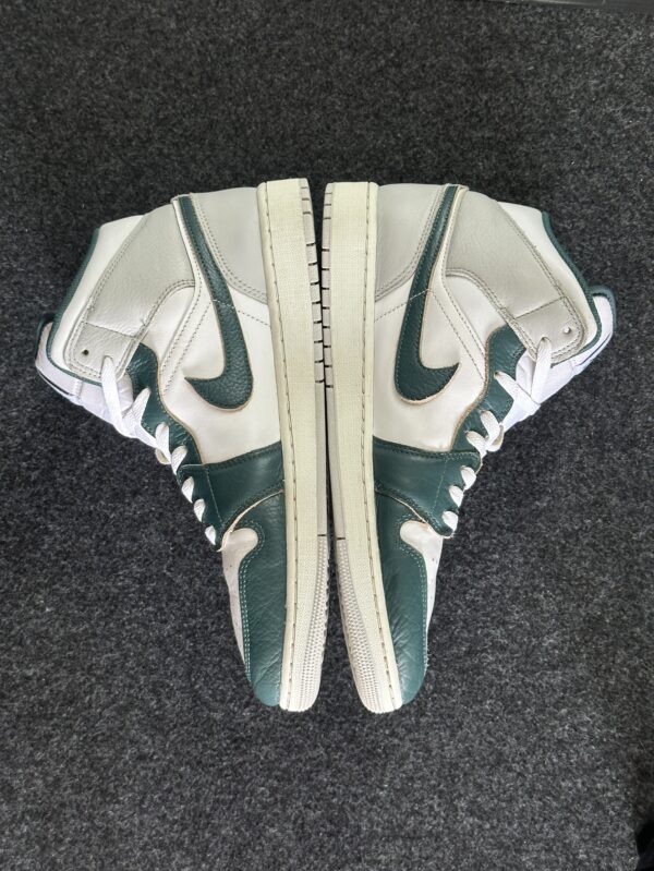 Air Jordan 1 Mid SE Oxidized Green FQ7720-103 taglia EU 46 vista interna