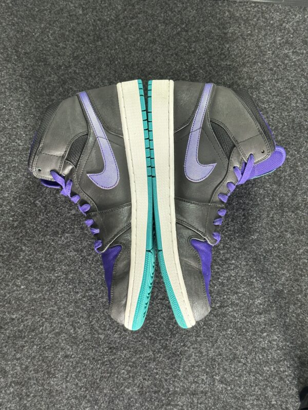 Air Jordan 1 Mid Grape 554724-015 taglia EU 46 vista interna