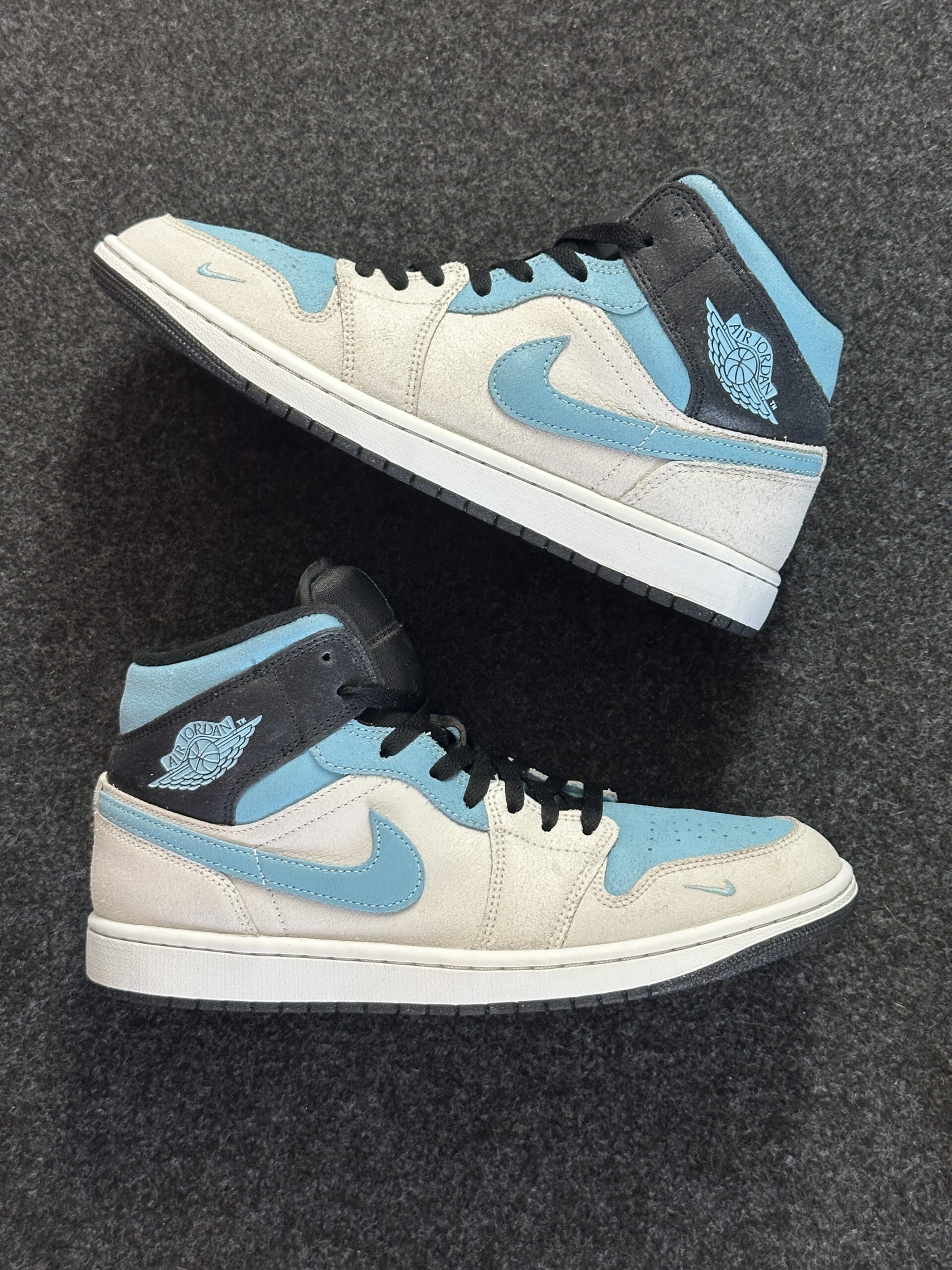 Air Jordan 1 Mid SE Blue Chill IM6567-121 taglia EU 44 vista principale