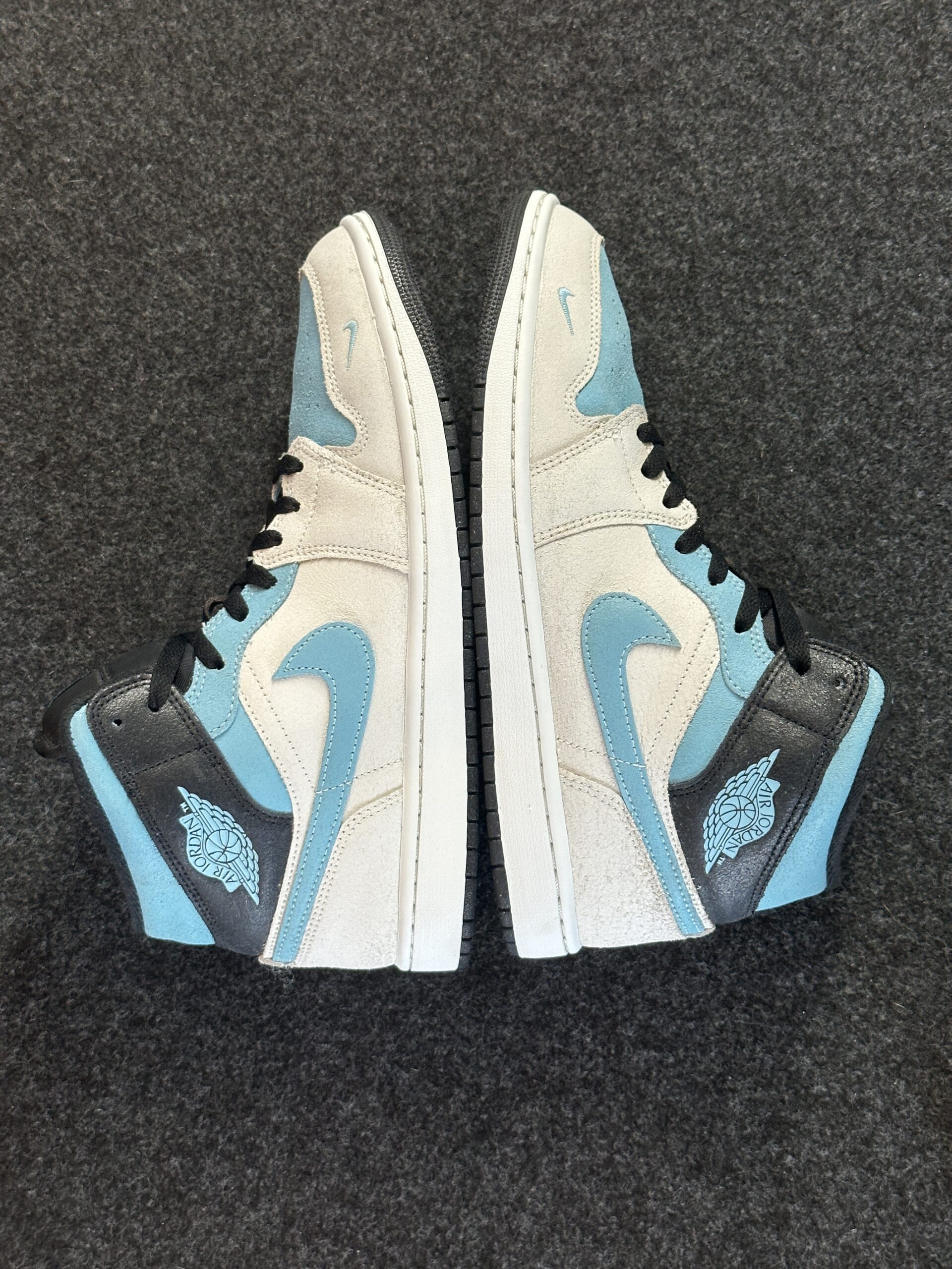 Air Jordan 1 Mid SE Blue Chill IM6567-121 taglia EU 44 vista esterna
