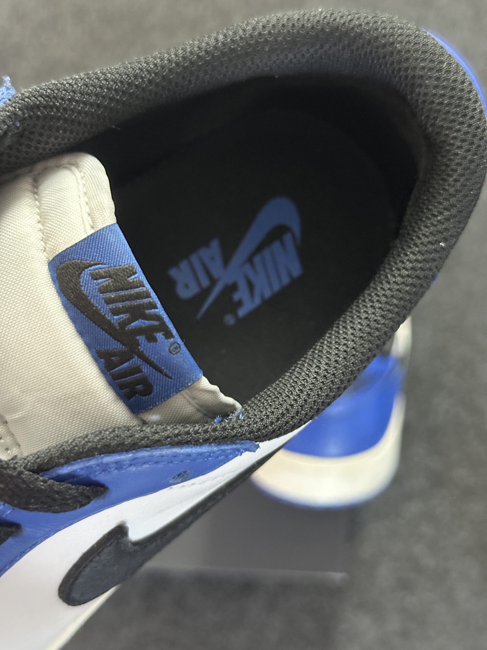 Air Jordan 1 Low OG Game Royal CZ0790-140 taglia EU 44 vista logo