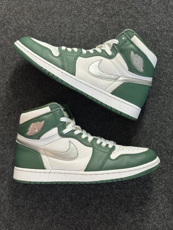 Air Jordan 1 Retro High OG Gorge Green DZ5485-303 taglia EU 45.5 vista principale