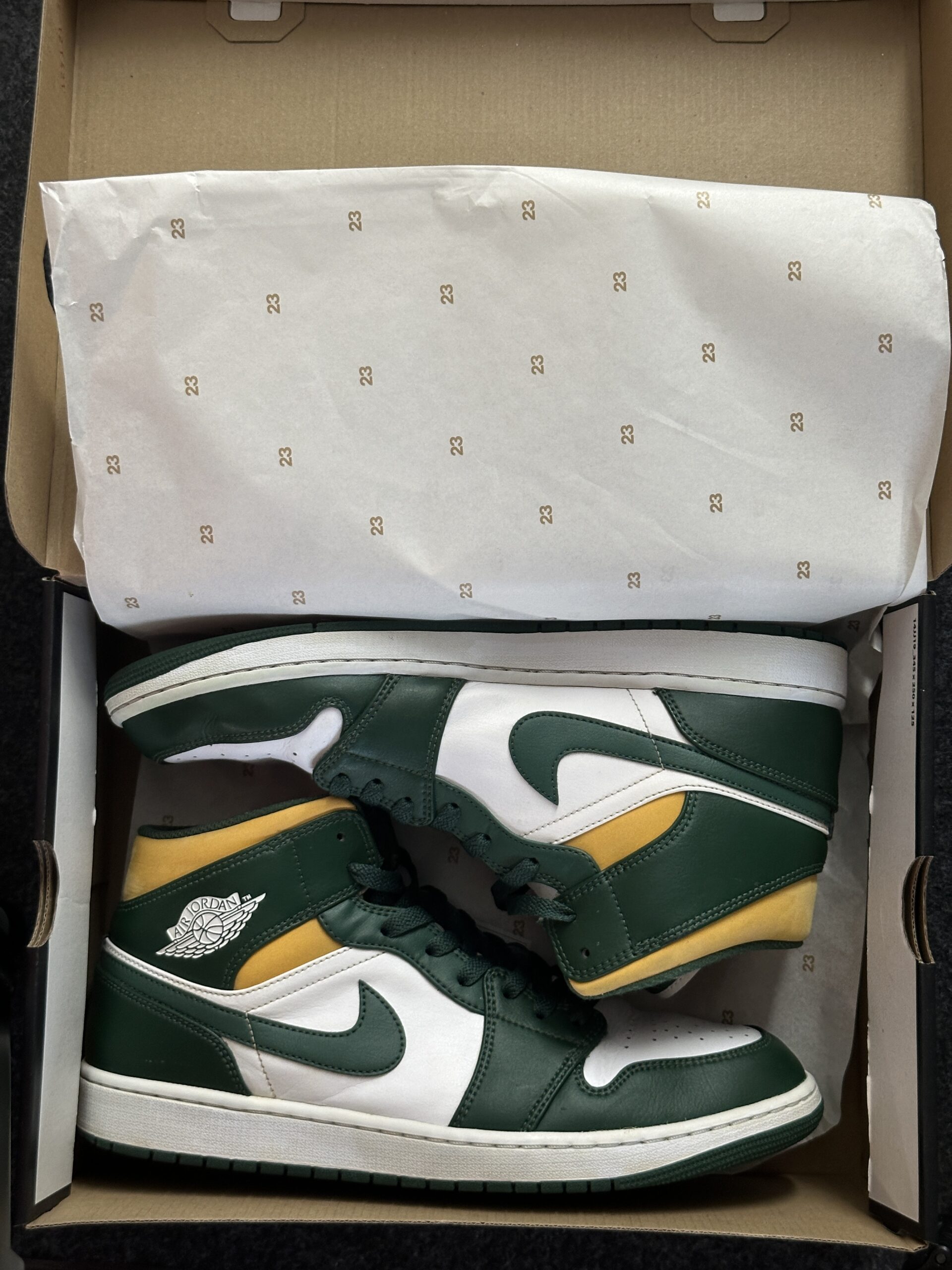 Air Jordan 1 Mid Sonics Noble Green 554724-371 taglia EU 47 vista intbox