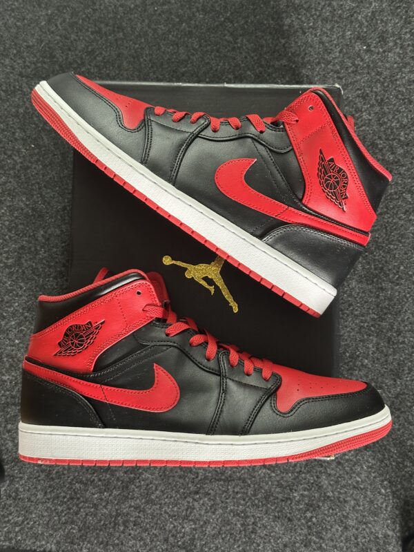 Air Jordan 1 Mid Alternate Bred DQ8426-060 taglia EU 45.5 vista principale