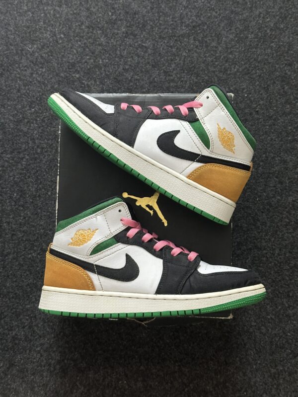 Air Jordan 1 Mid SE White Laser Orange Lucky Green BQ6931-101 taglia EU 37.5 vista principale