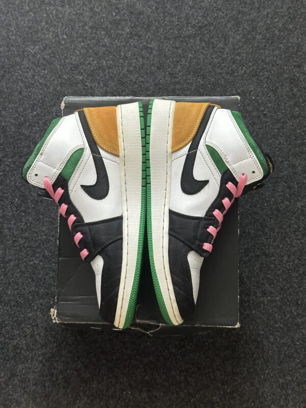 Air Jordan 1 Mid SE White Laser Orange Lucky Green BQ6931-101 taglia EU 37.5 vista interna