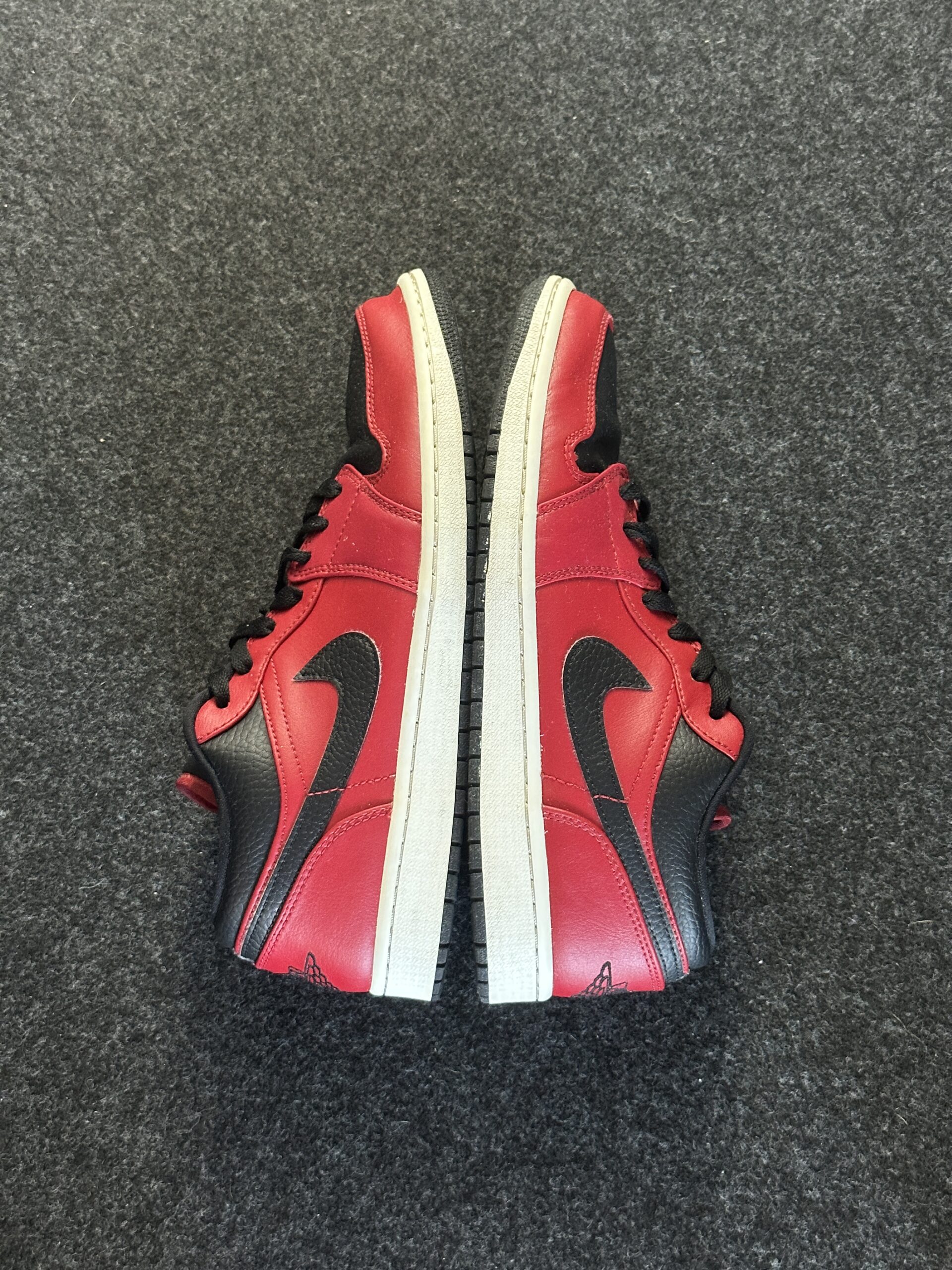Air Jordan 1 Low Gym Red 553558-605 taglia EU 44 vista esterna