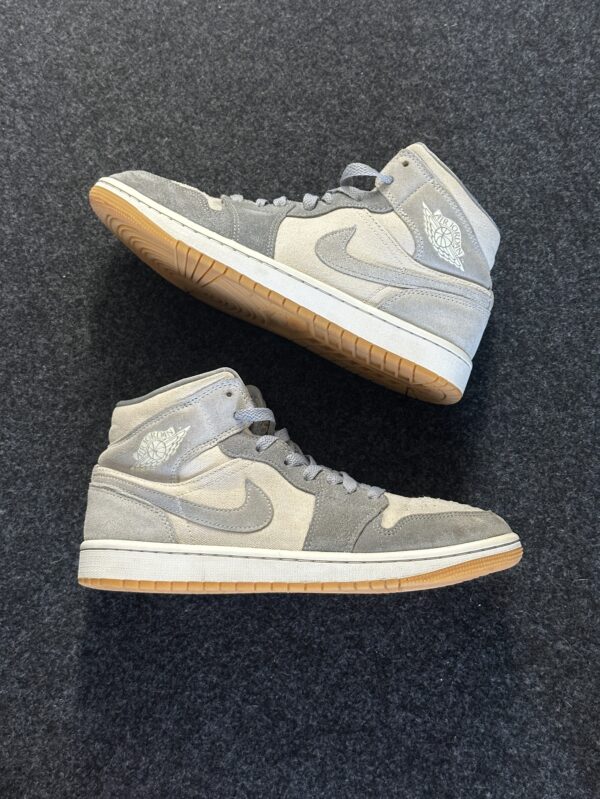 Principale: Air Jordan 1 Mid SE Coconut Milk Particle Grey DN4281-100 taglia EU 40.5 vista principale