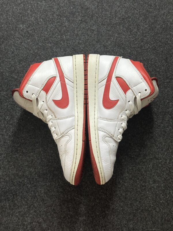 Air Jordan 1 Mid SE White Dune Red FJ3458-160 taglia EU 41 vista interna