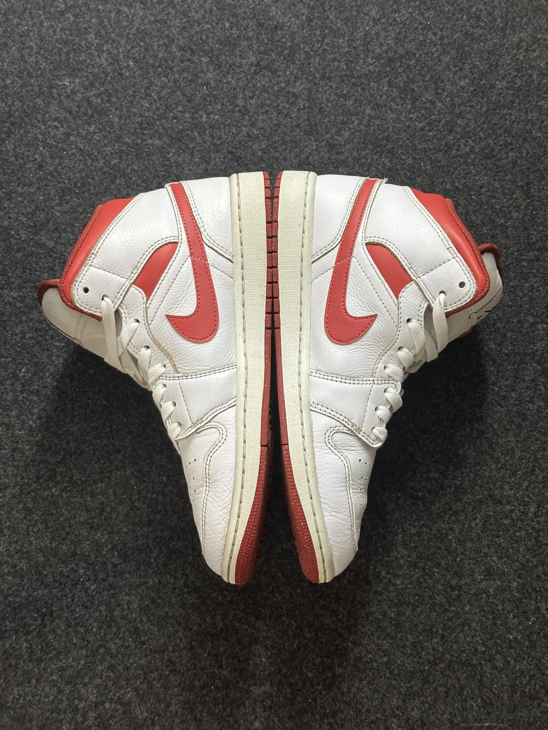 Air Jordan 1 Mid SE White Dune Red FJ3458-160 taglia EU 41 vista interna