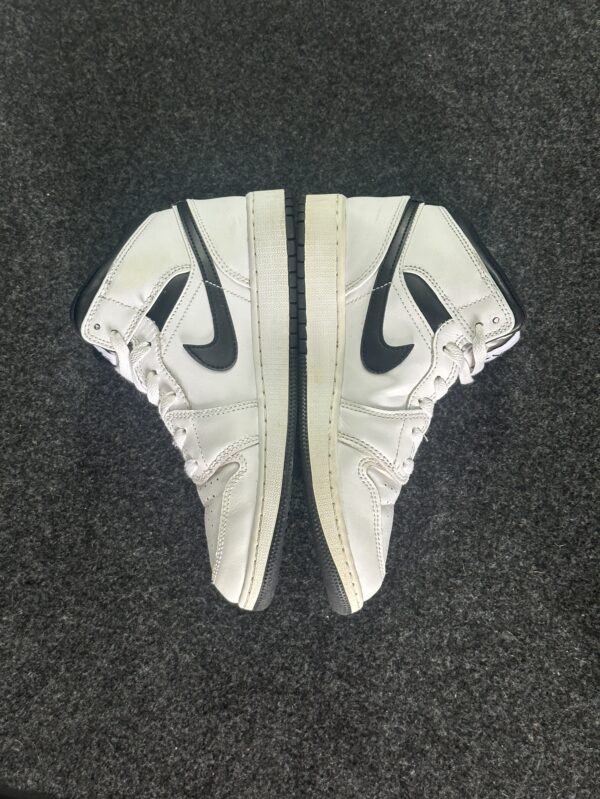 Air Jordan 1 Mid Reverse Panda DQ8423-132 taglia EU 38 vista interna 2