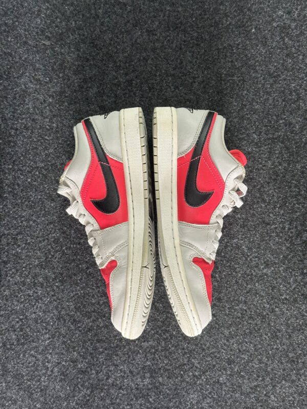 Air Jordan 1 Low Siren Red DC0774-060 taglia EU 40 vista interna