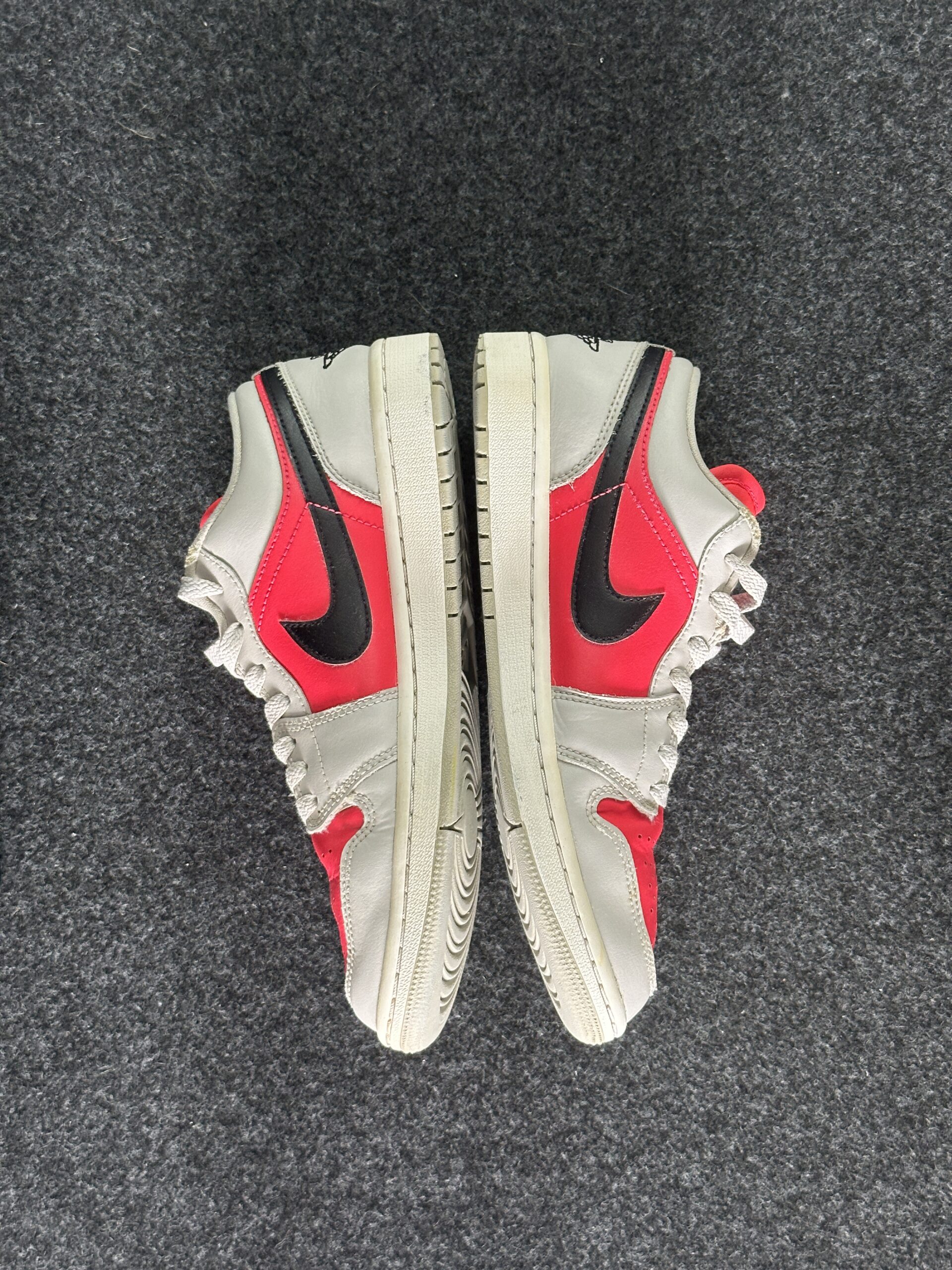 Air Jordan 1 Low Siren Red DC0774-060 taglia EU 40 vista interna
