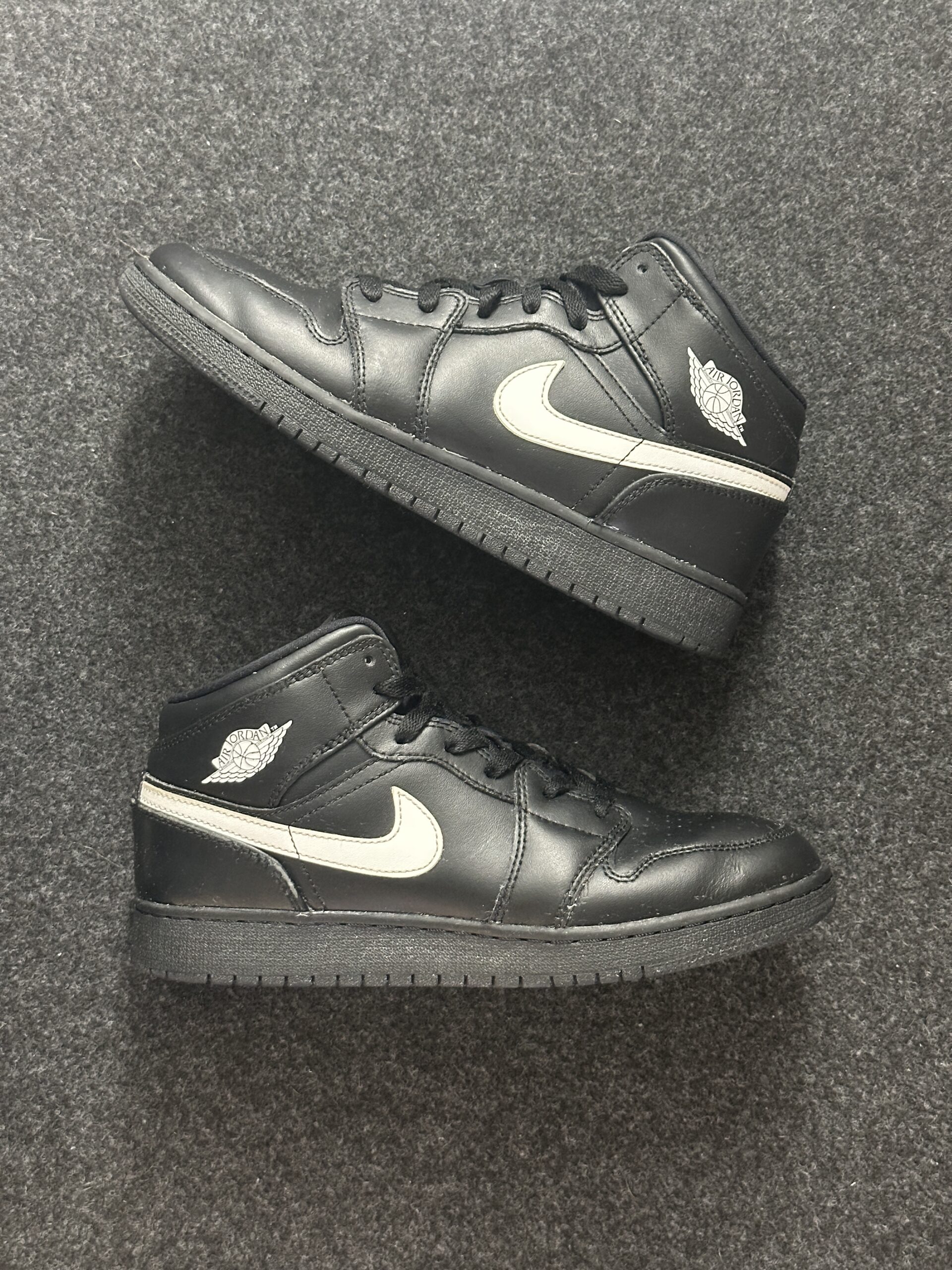 Air Jordan 1 Mid Black White Speckle 554725-049 taglia EU 40 vista principale