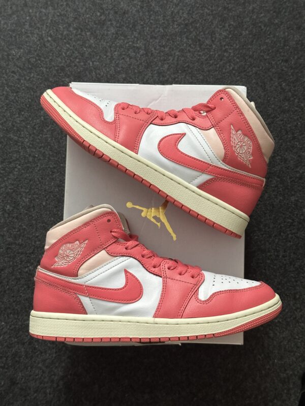 Air Jordan 1 Mid Strawberries and Cream BQ6472-186 taglia EU 39 vista principale