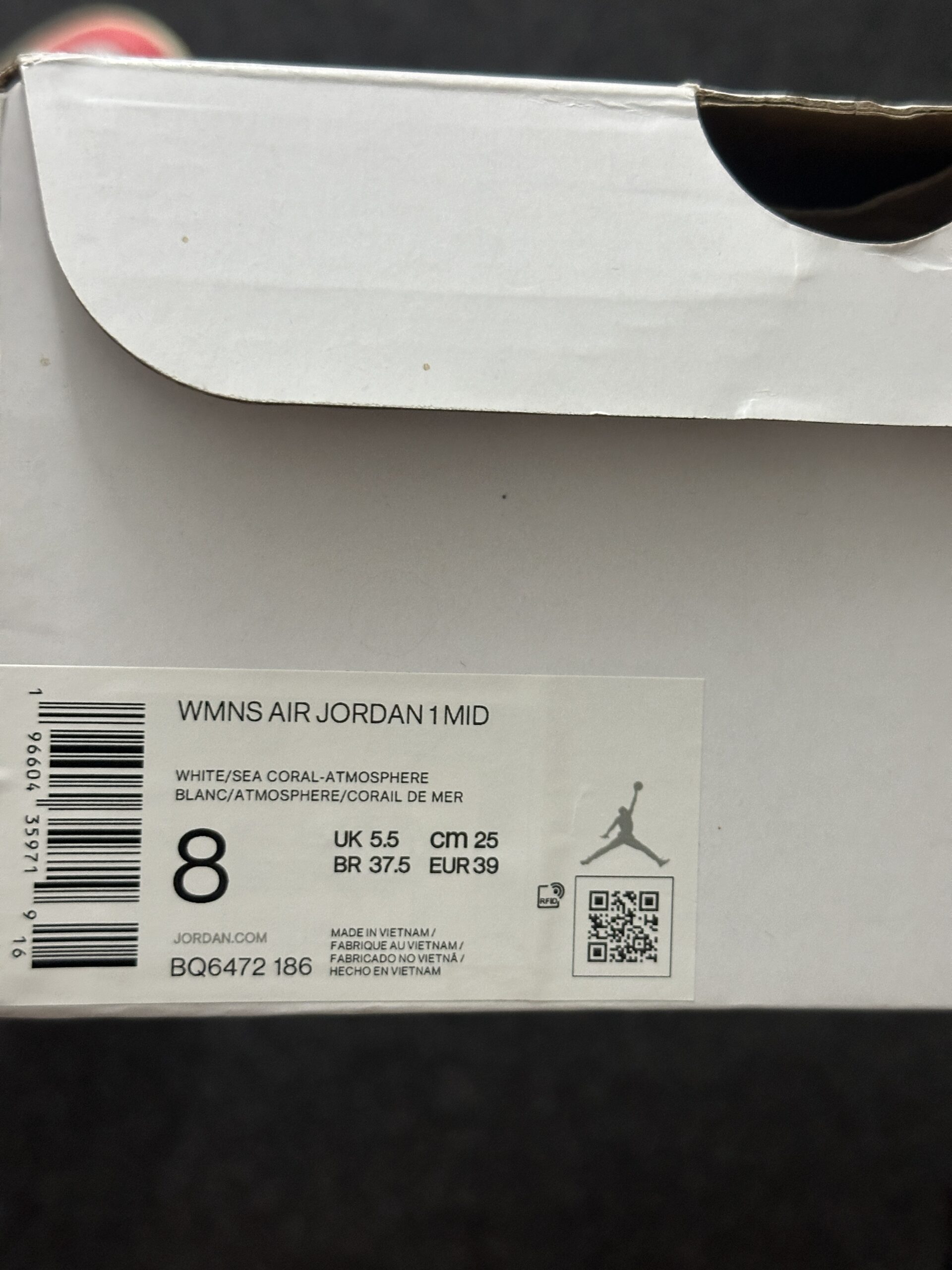 Air Jordan 1 Mid Strawberries and Cream BQ6472-186 taglia EU 39 vista box