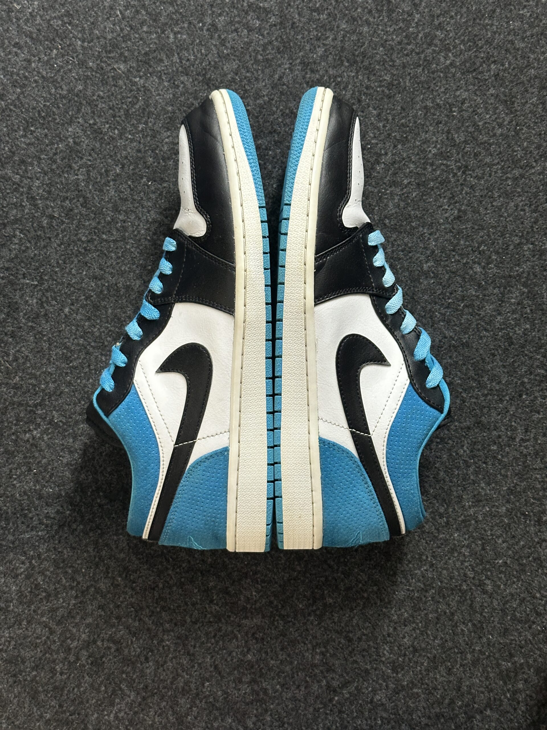 Air Jordan 1 Low Laser Blue CK3022-004 taglia EU 45 vista esterna