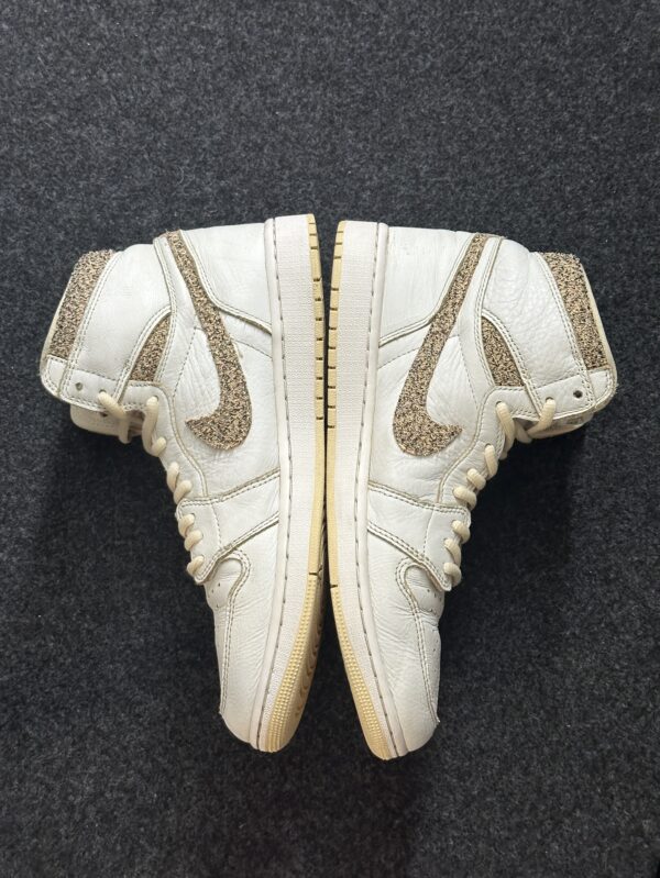 Air Jordan 1 Retro High OG Craft Vibrations of Naija FD8631-100 taglia EU 44 vista interna