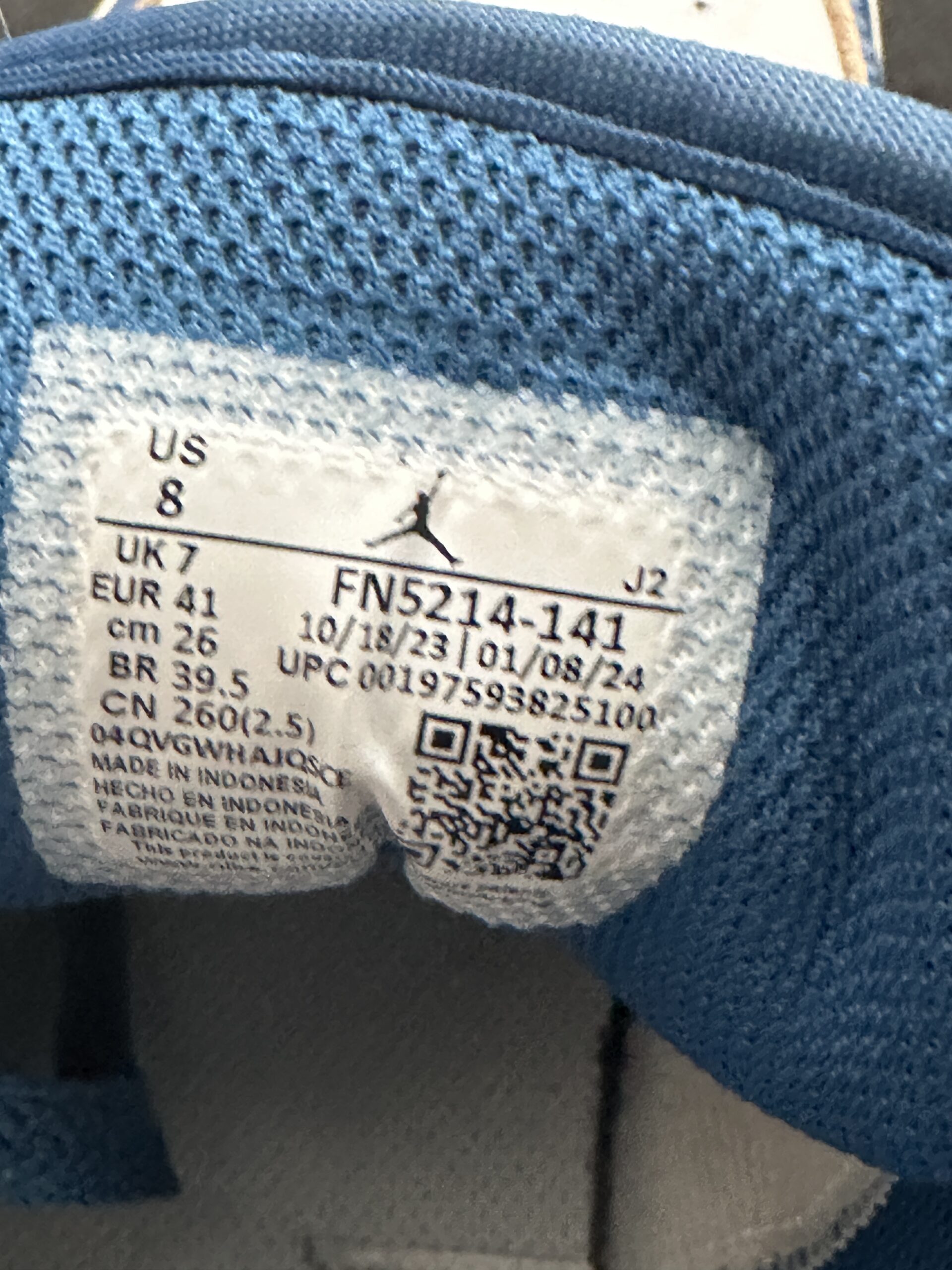 Air Jordan 1 Low SE Industrial Blue FN5214-141 taglia EU 41 vista label