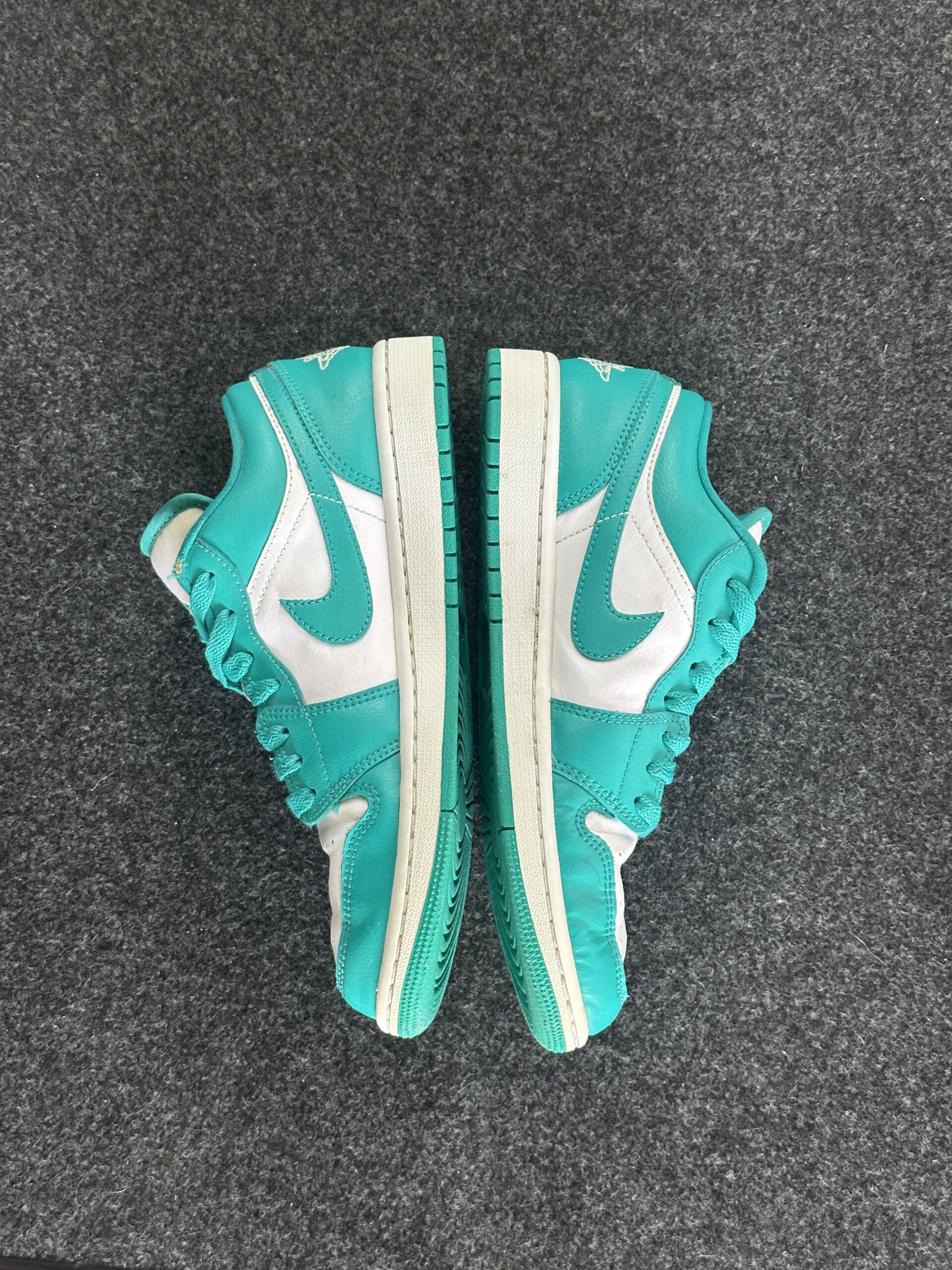 Air Jordan 1 Low New Emerald DC0774-132 taglia EU 40 vista interna