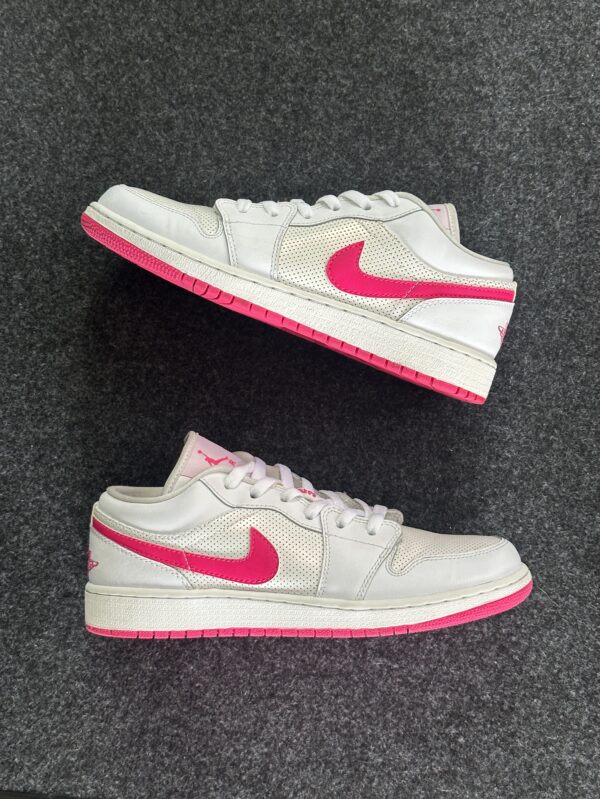 Air Jordan 1 Low Pink Iridescent White 554723-109 taglia EU 40 vista principale