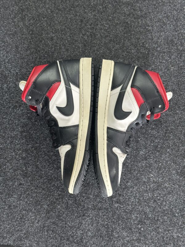 Air Jordan 1 Mid Black Gym Red BQ6472-061 taglia EU 40 vista interna