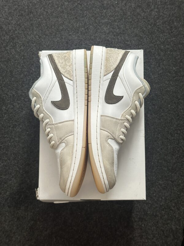 Air Jordan 1 Low Coral Reef IB8859-101 taglia EU 41 vista interna