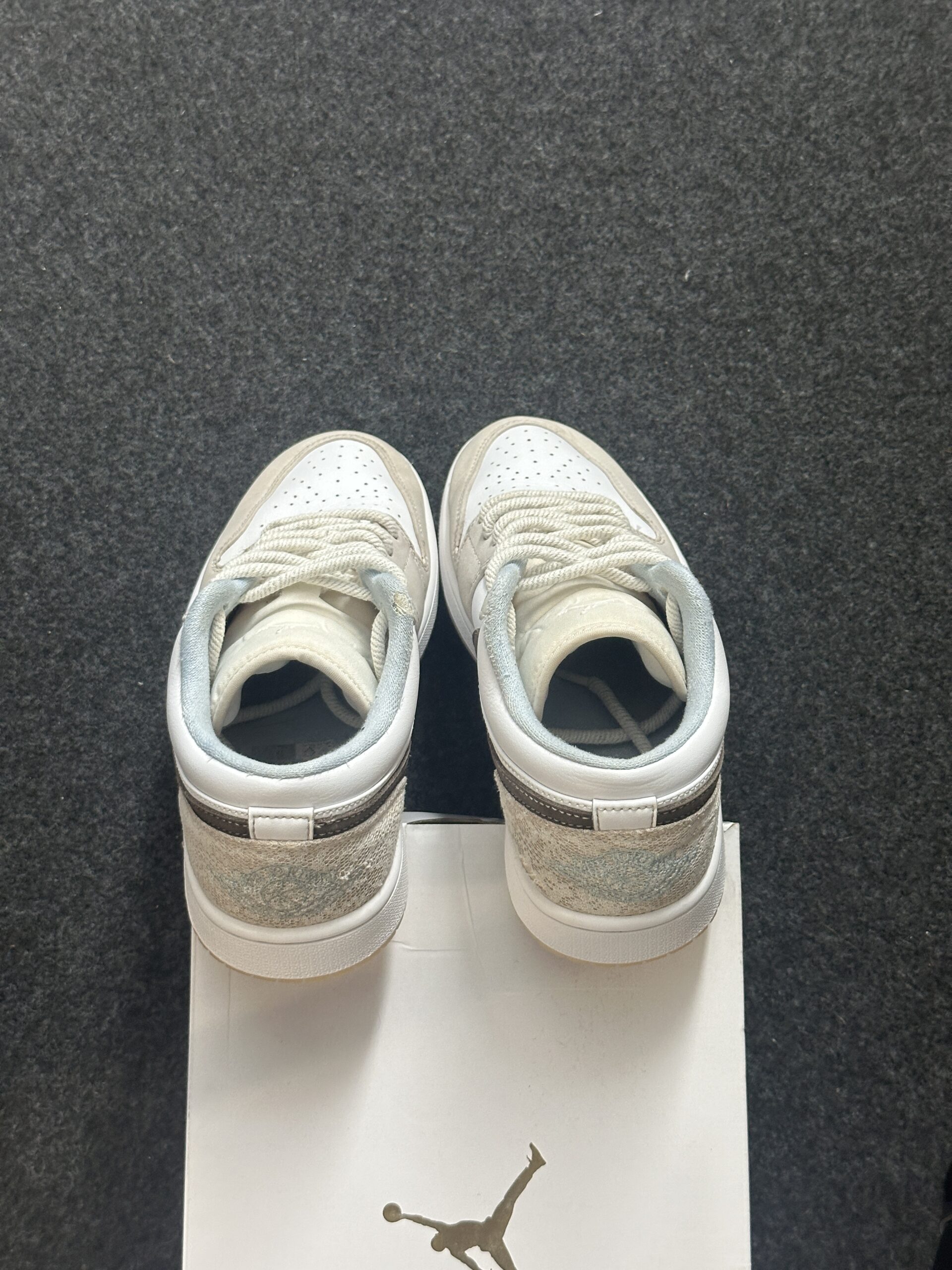 Air Jordan 1 Low Coral Reef IB8859-101 taglia EU 41 vista tallone