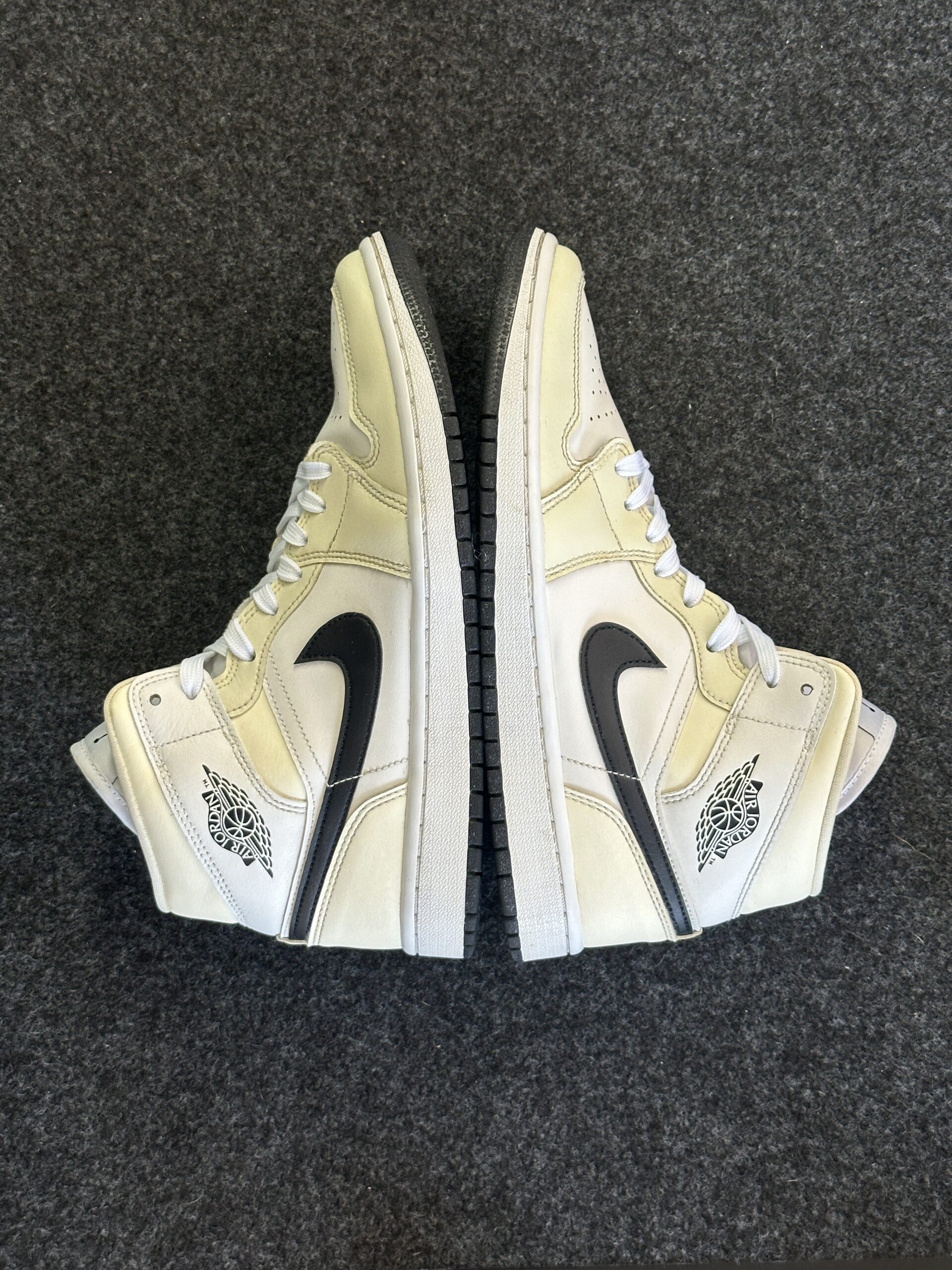 Air Jordan 1 Mid Coconut Milk BQ6472-121 taglia EU 41 vista esterna