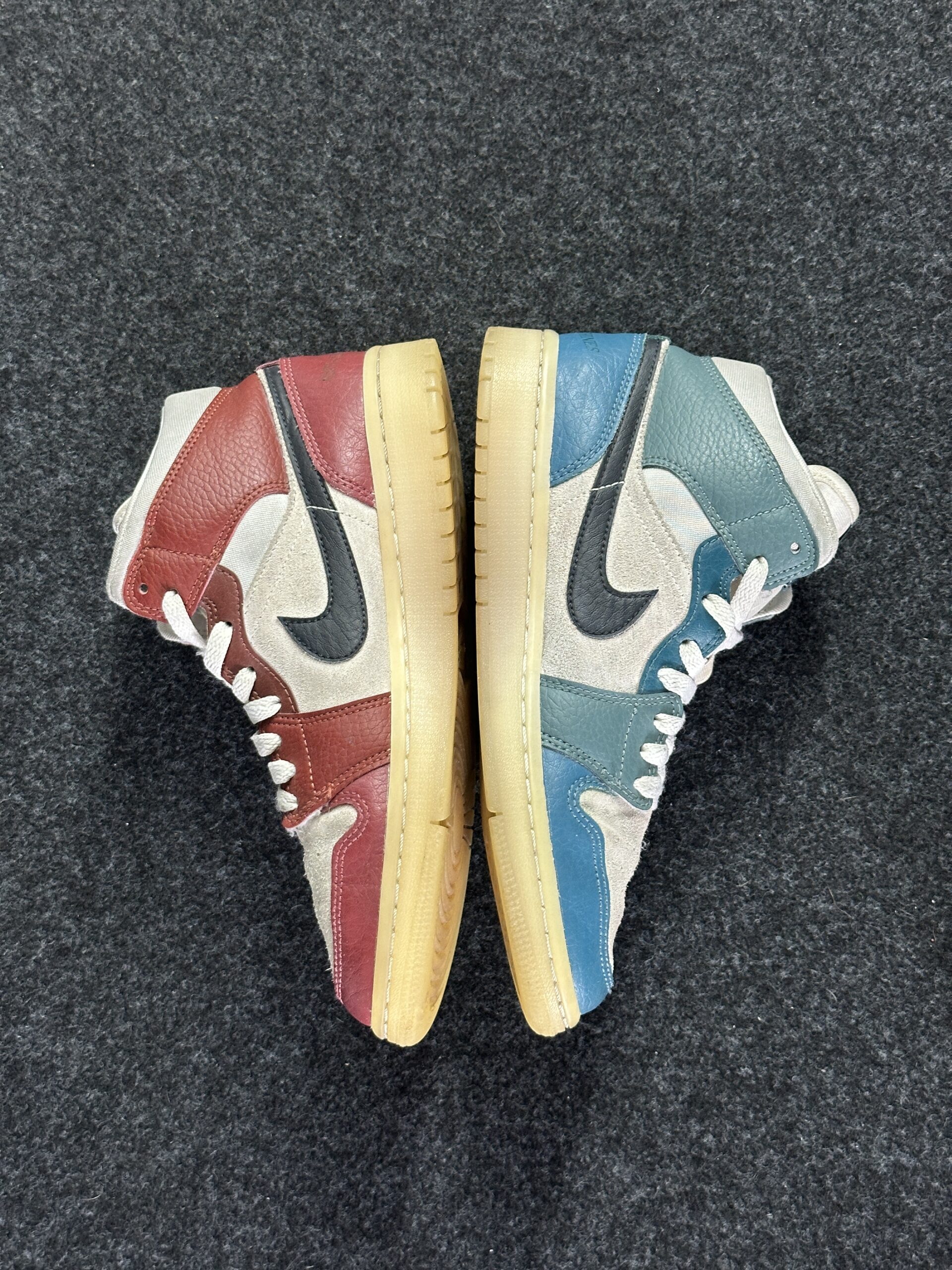 Air Jordan 1 Mid Anti-Gravity Machines DM9601-200 taglia EU 39 vista interna