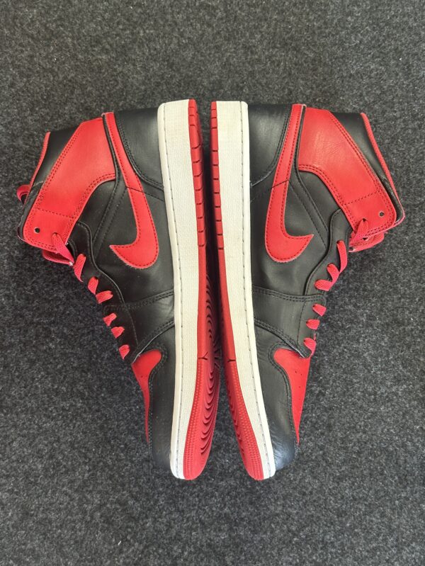 Air Jordan 1 Mid Alternate Bred DQ8426-060 taglia EU 46 vista interna