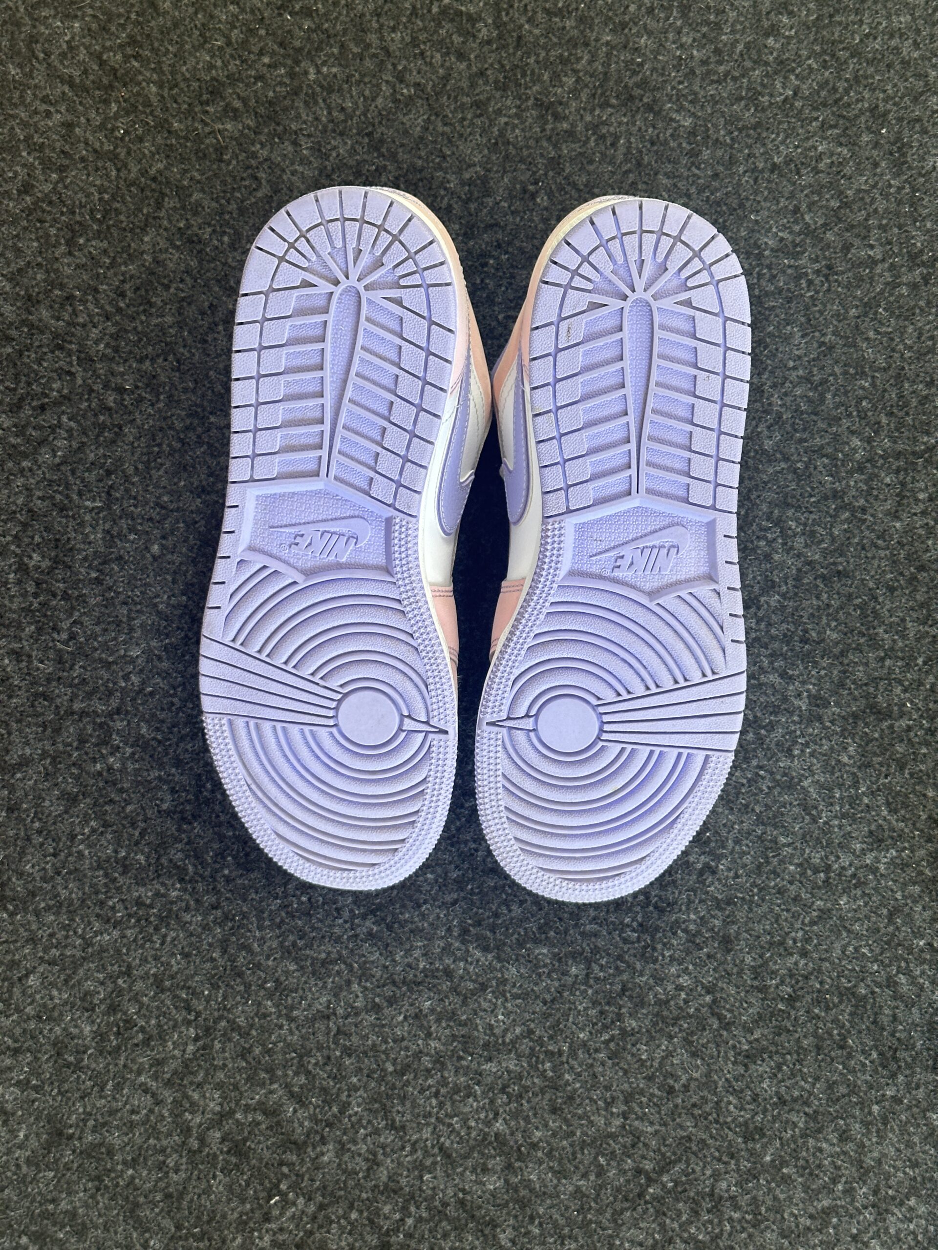 Air Jordan 1 Low Arctic Punch CV9844-600 taglia EU 40 vista suole